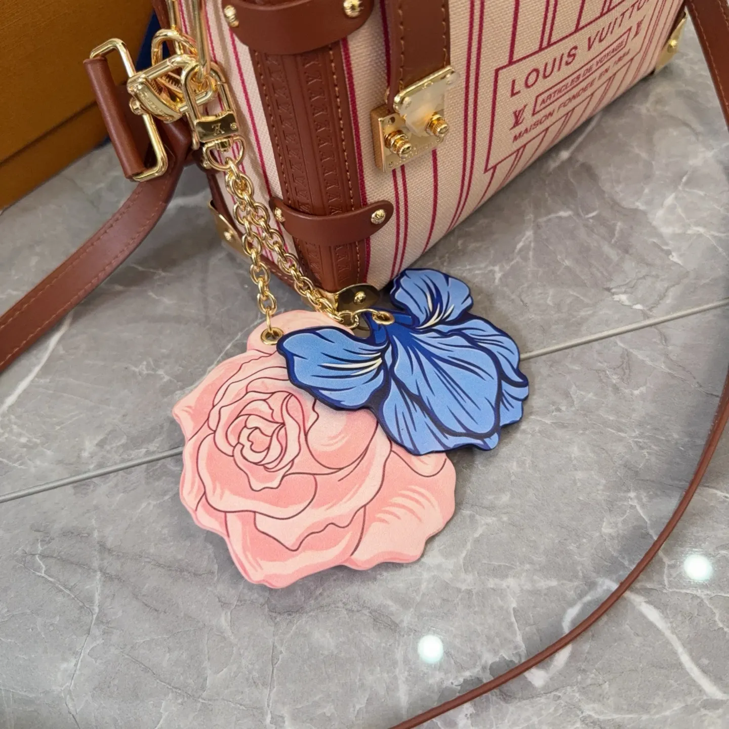 Louis Vuitton Trunk Soft Box Bag D31011010 — view 5