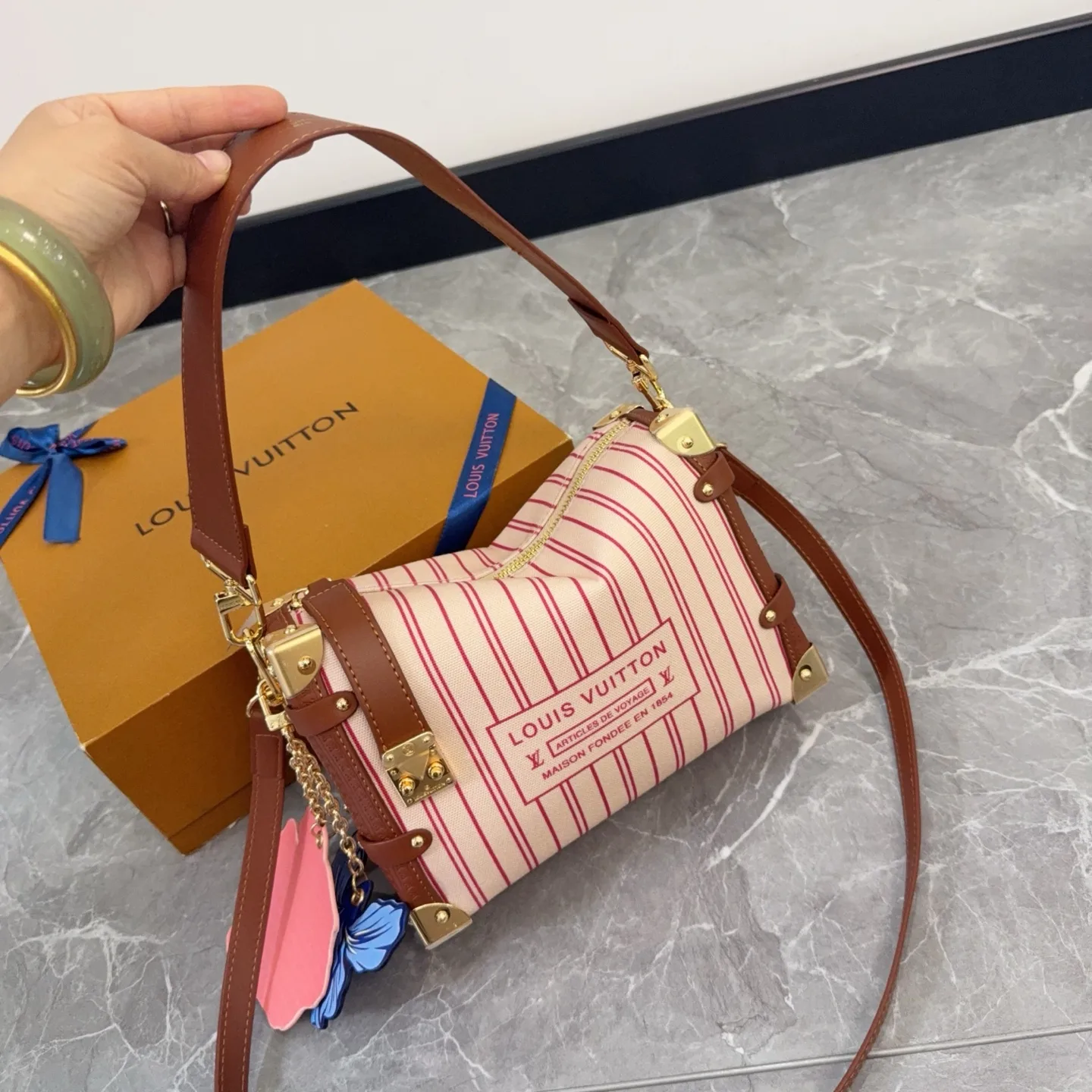 Louis Vuitton Trunk Soft Box Bag D31011010 — view 7