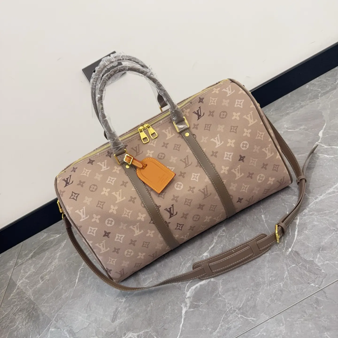 LV Monogram Travel Bag D28511093