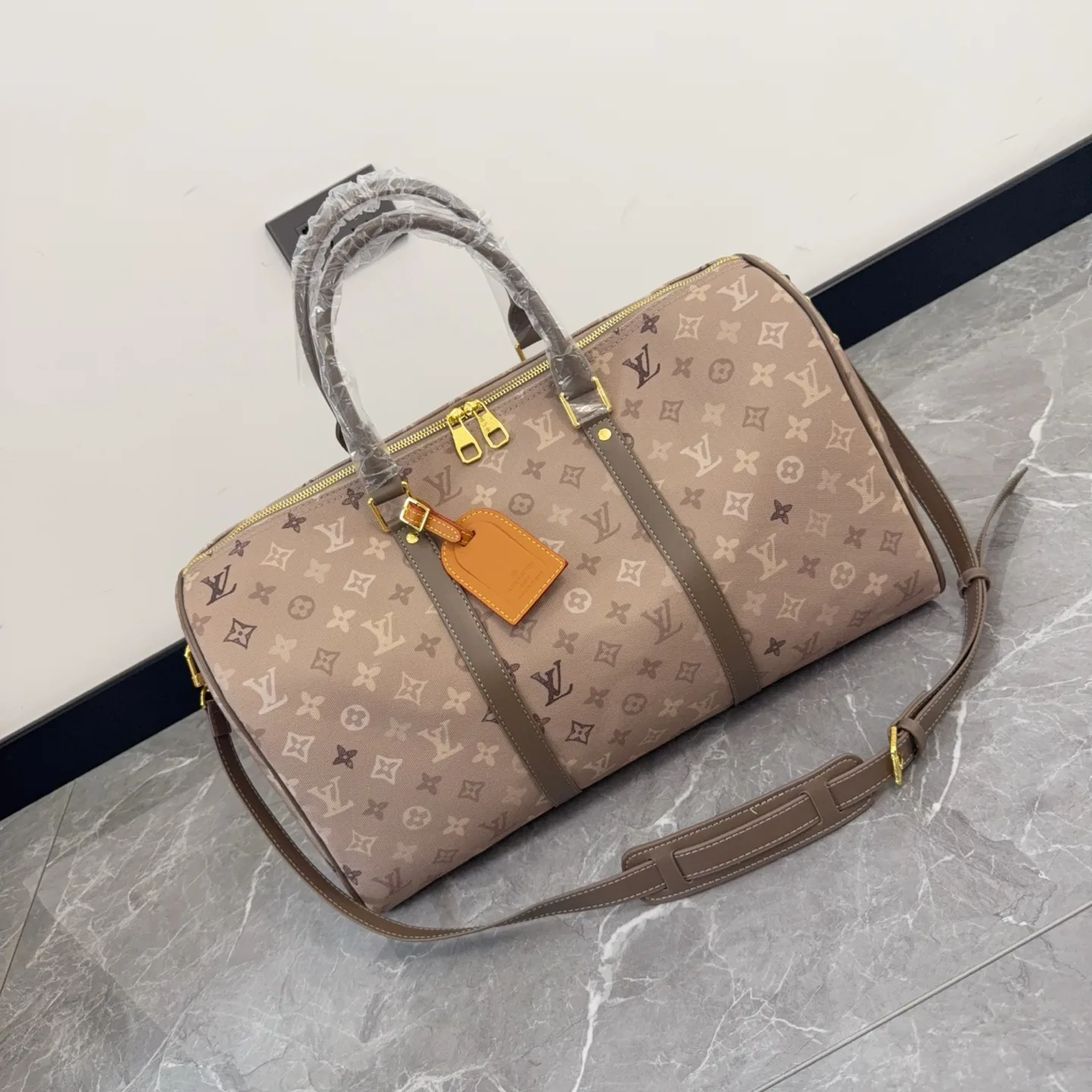 LV Monogram Travel Bag D28511093