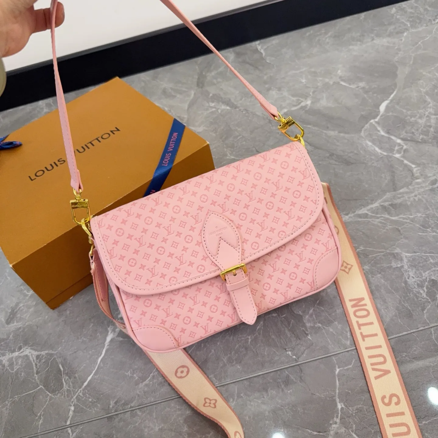 Diane Embossed Baguette Bag D29511002 — view 3
