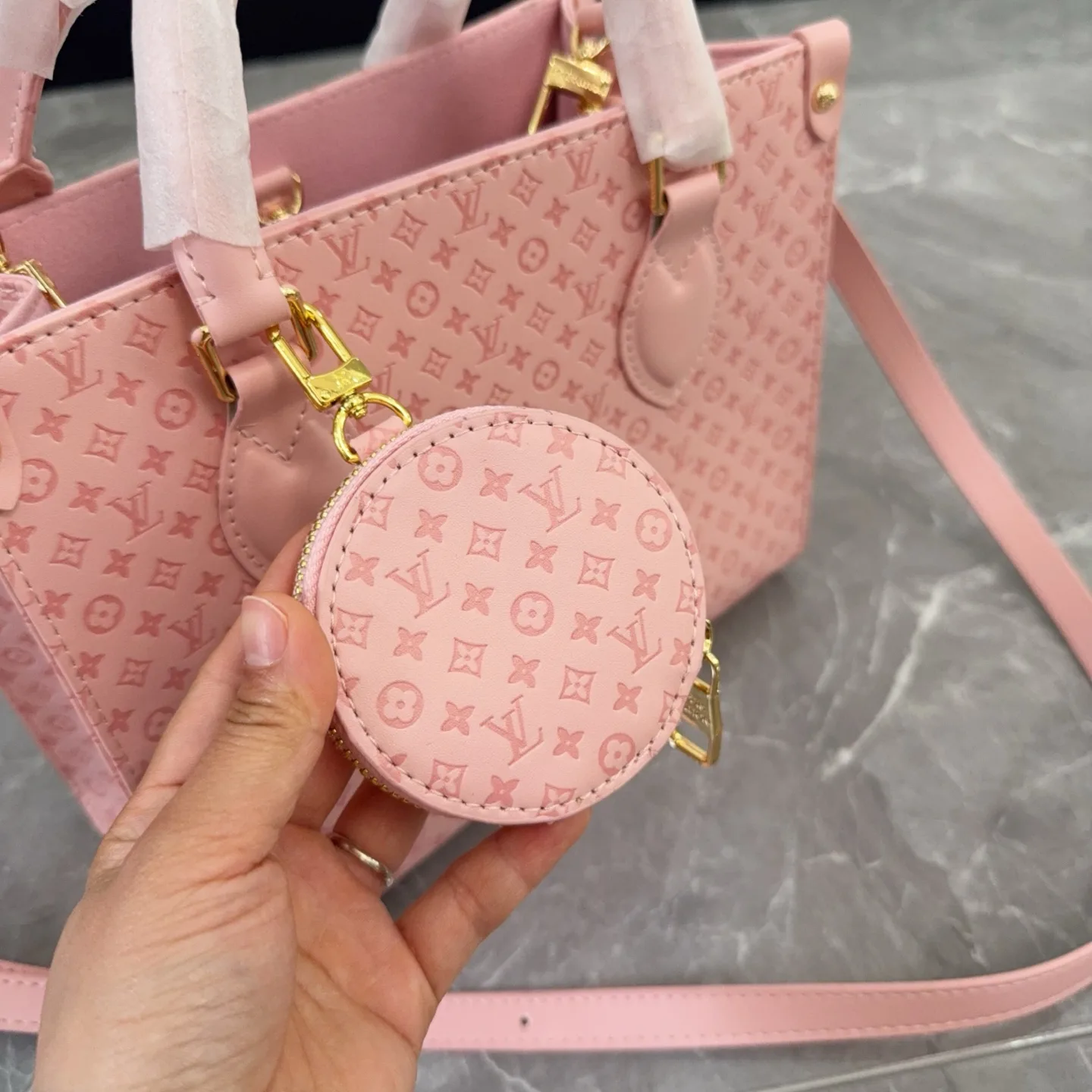 LV OnTheGo Embossed Pink Tote Bag D14511096 — view 9
