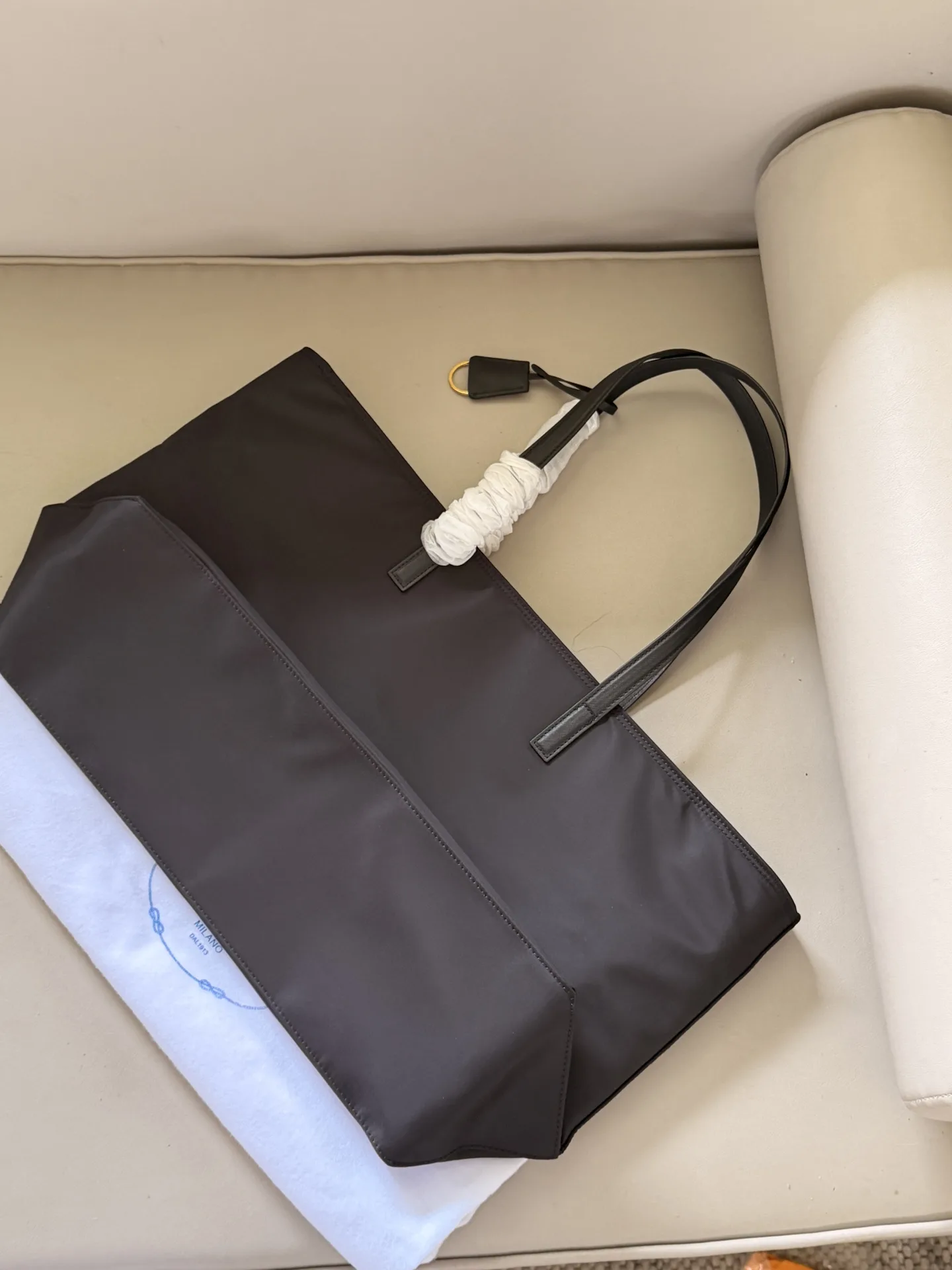 Prada Classic Nylon Tote Bag D32011099 — view 6