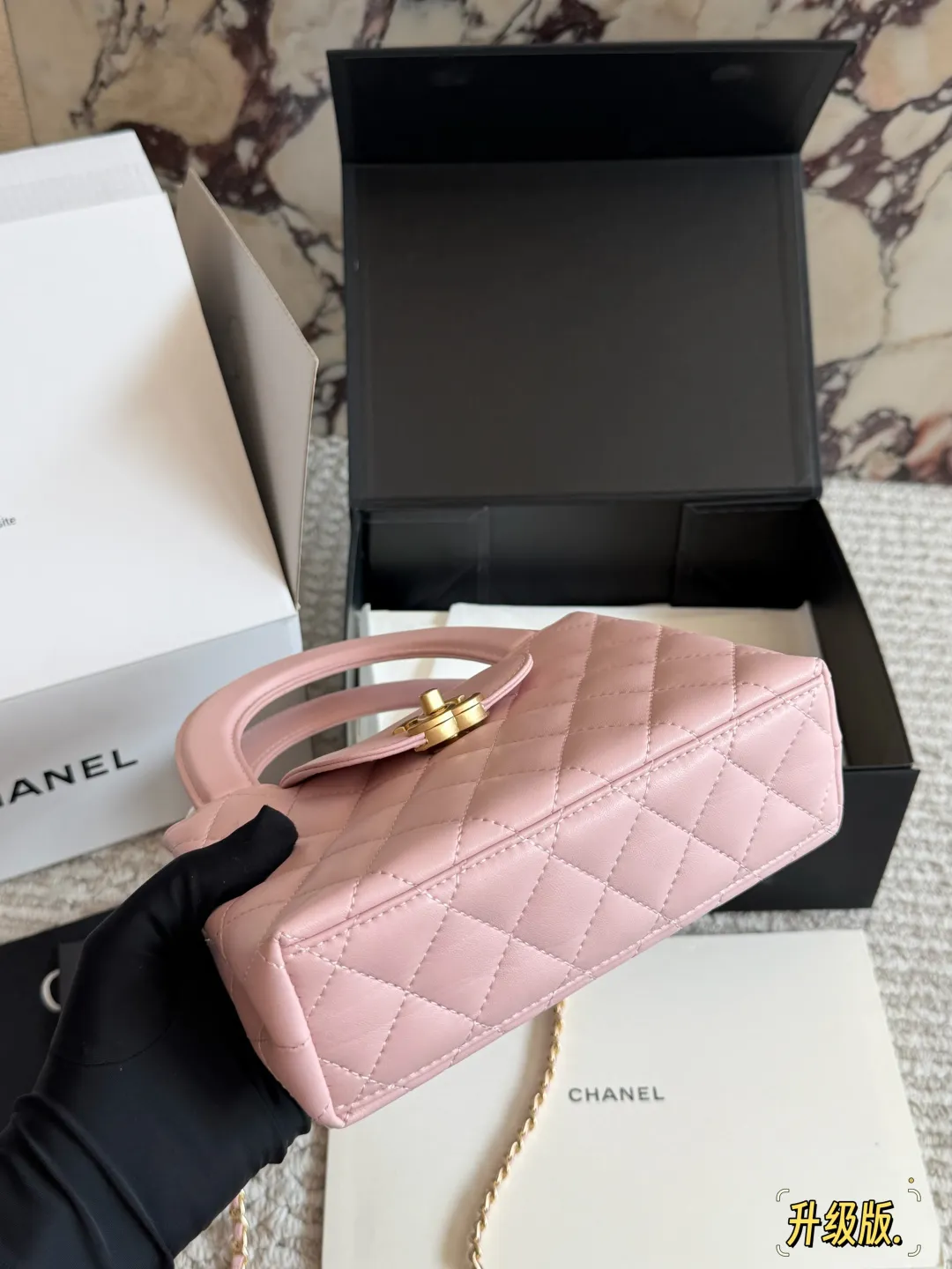 Chanel 23K Kelly Top-Handle Bag D31011108 — view 7
