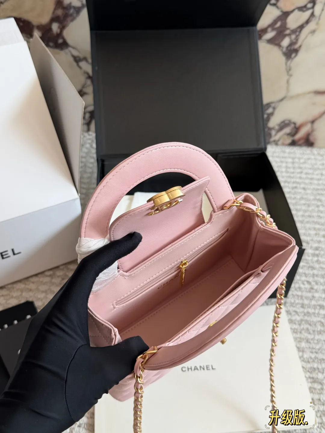 Chanel 23K Kelly Top-Handle Bag D31011108 — view 9