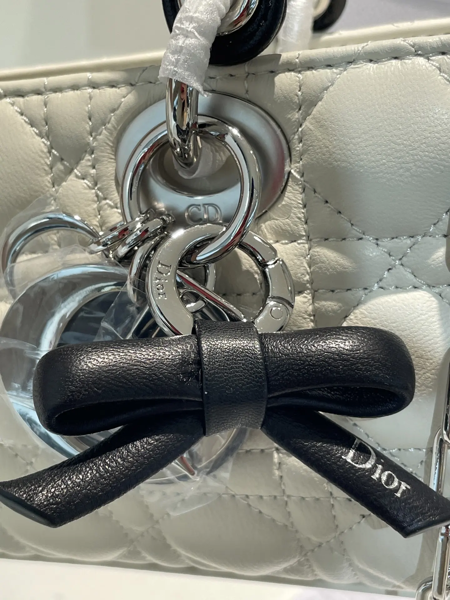Dior D-Joy Quilted Lady Bag D56011115 — view 5