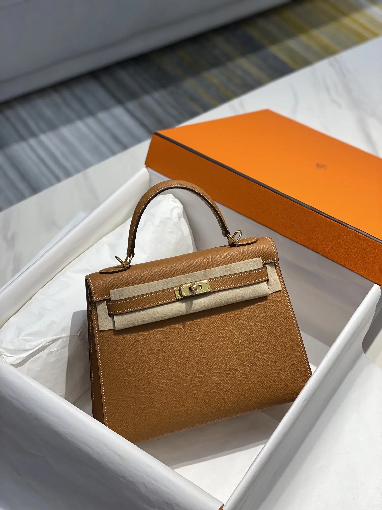 Hermès Kelly Epsom Leather Top-Handle Bag D60011117