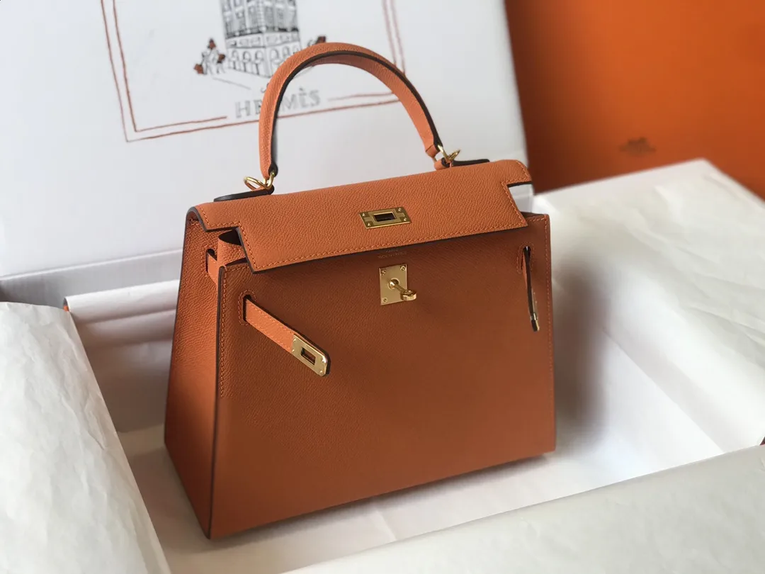 Hermès Kelly Epsom Sunset Orange 25cm D60011119 — view 4