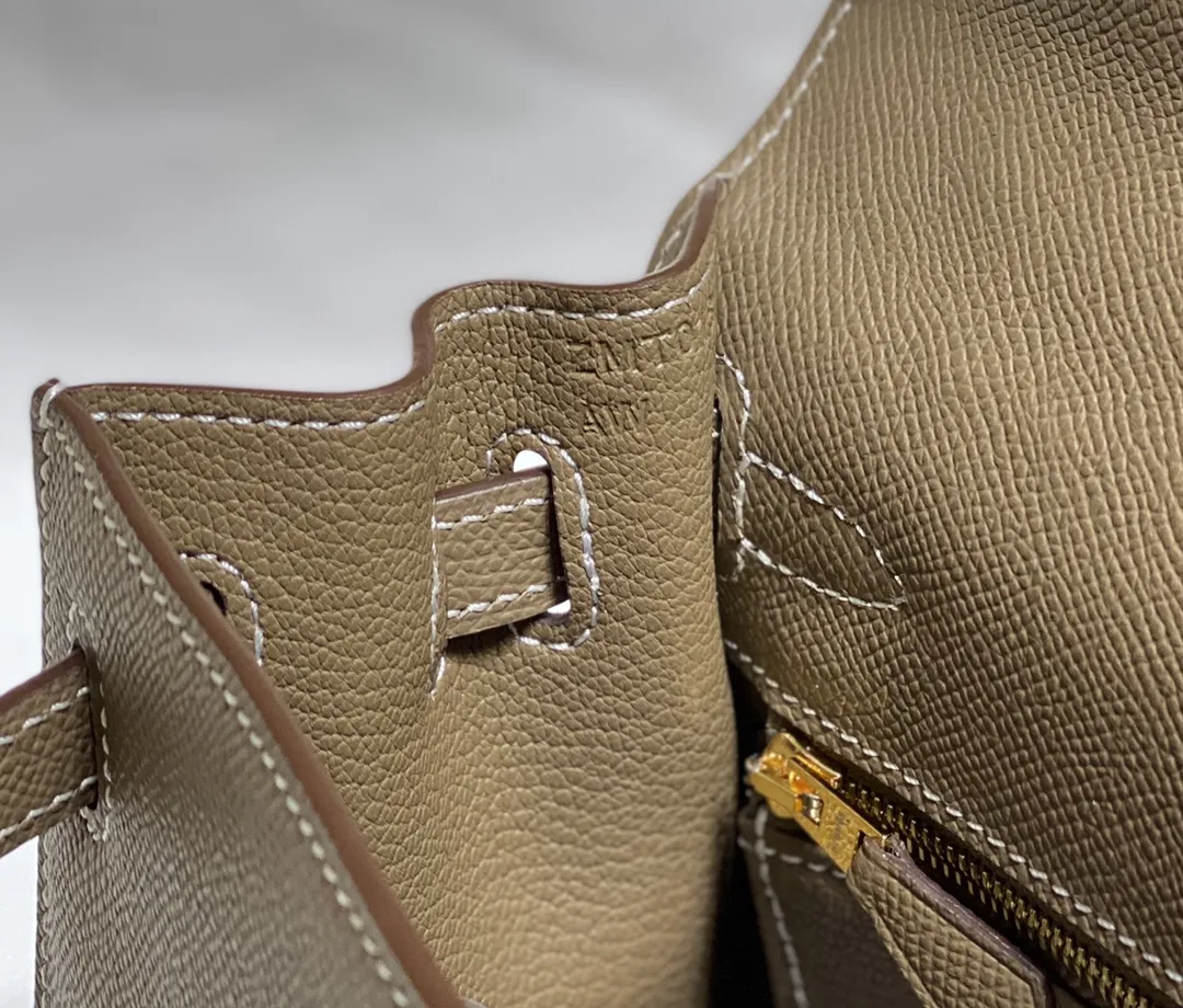 Hermès Kelly Epsom Leather Top-Handle Bag D38011121 — view 8