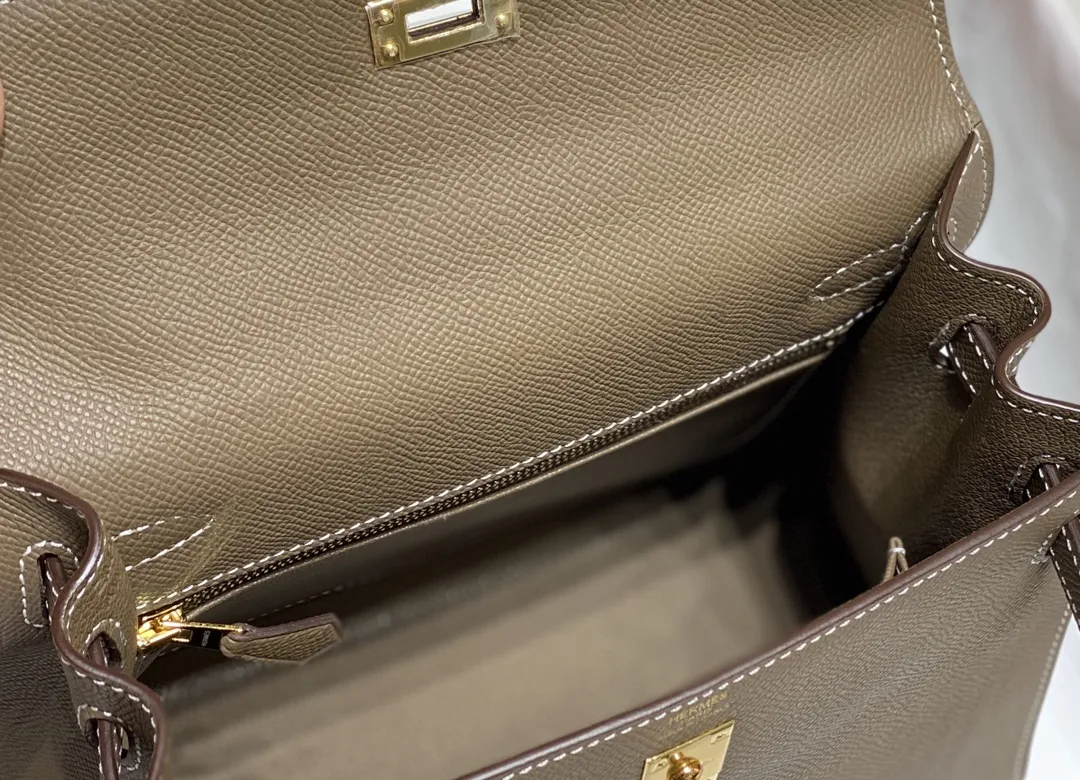 Hermès Kelly Epsom Leather Top-Handle Bag D38011121 — view 9