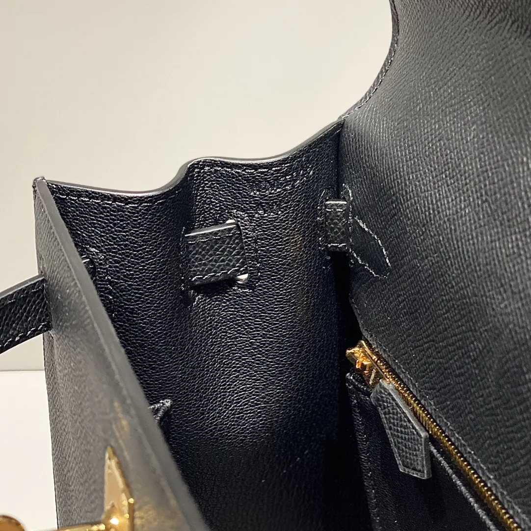 Hermès Kelly Epsom Leather Top-Handle Bag D10011123 — view 8