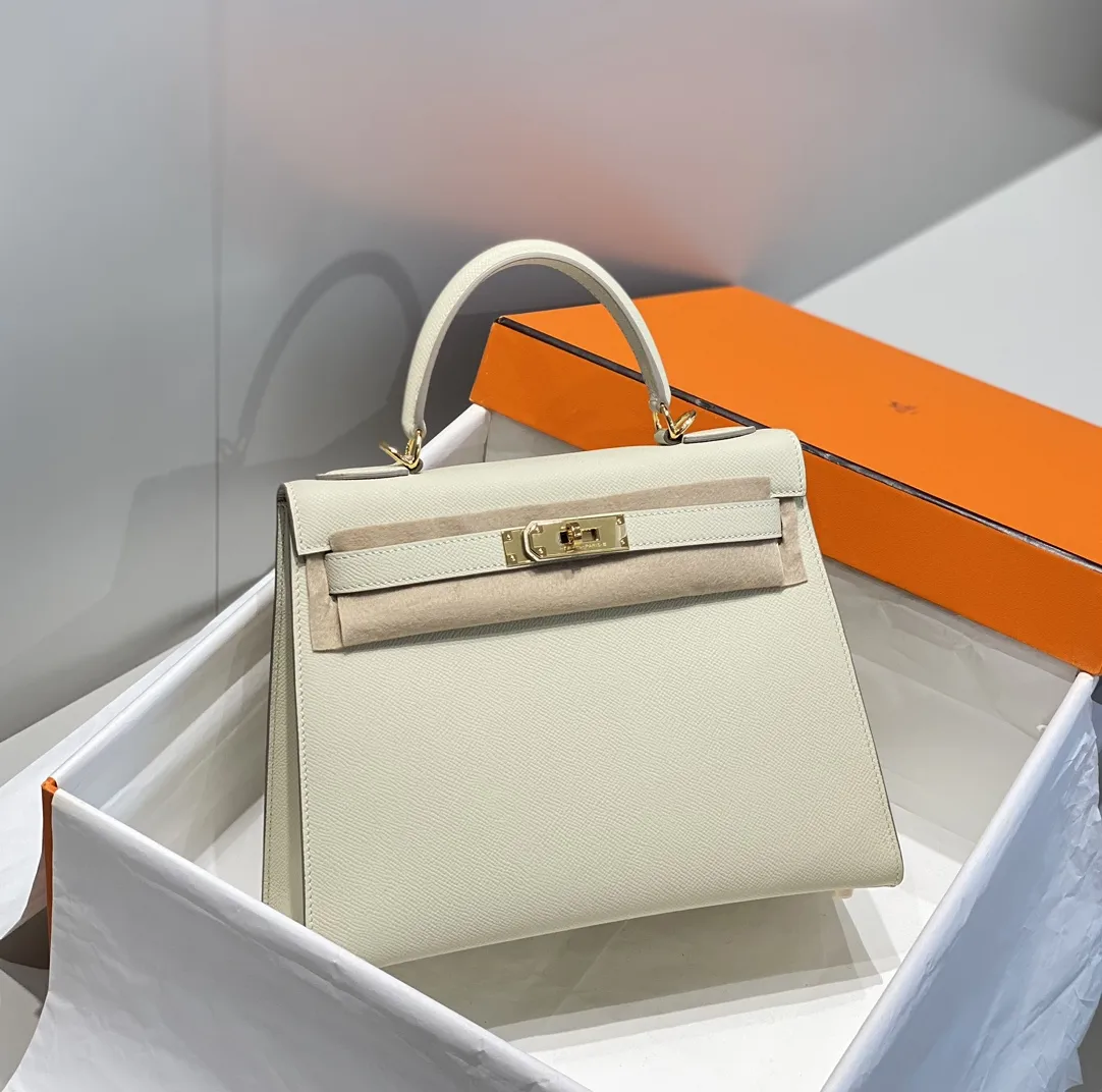 Hermès Kelly Epsom Leather Top-Handle Bag D60011125