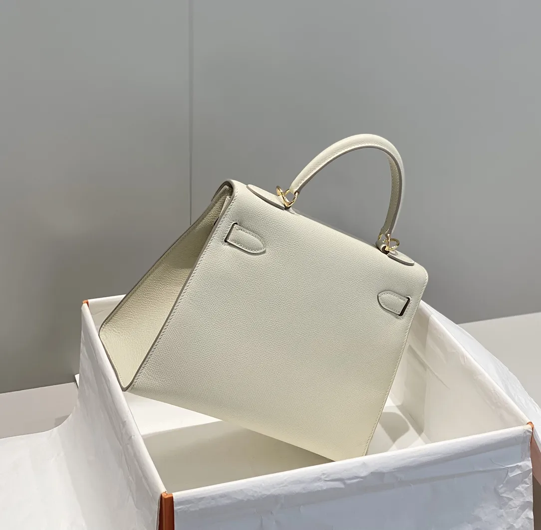 Hermès Kelly Epsom Leather Top-Handle Bag D60011125 — view 3