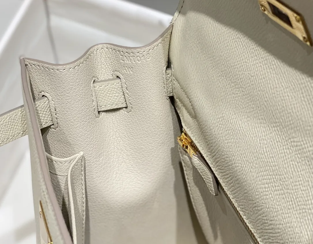Hermès Kelly Epsom Leather Top-Handle Bag D60011125 — view 8