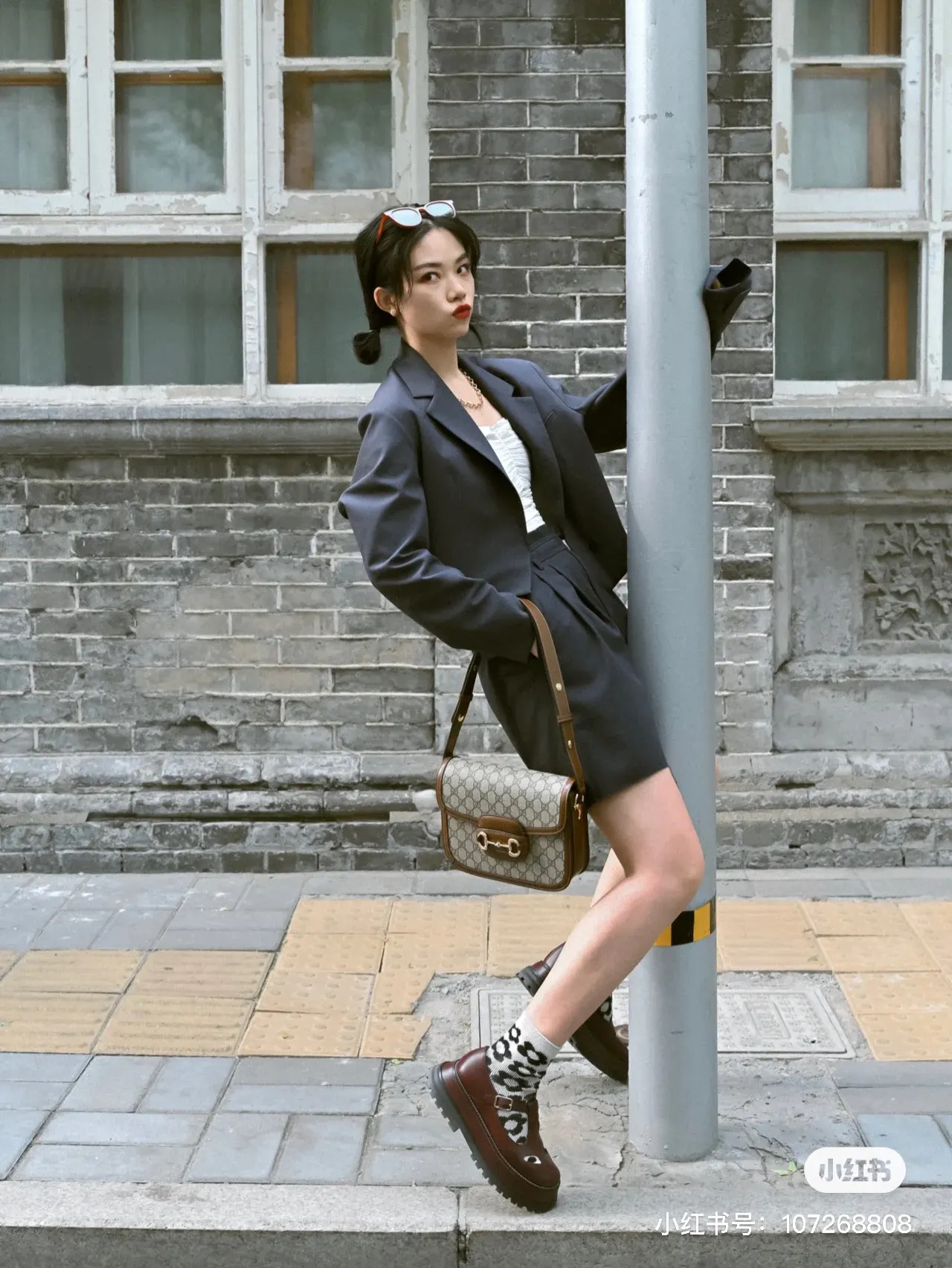 Gucci 1955 Horsebit Shoulder Bag D34011127 — view 7