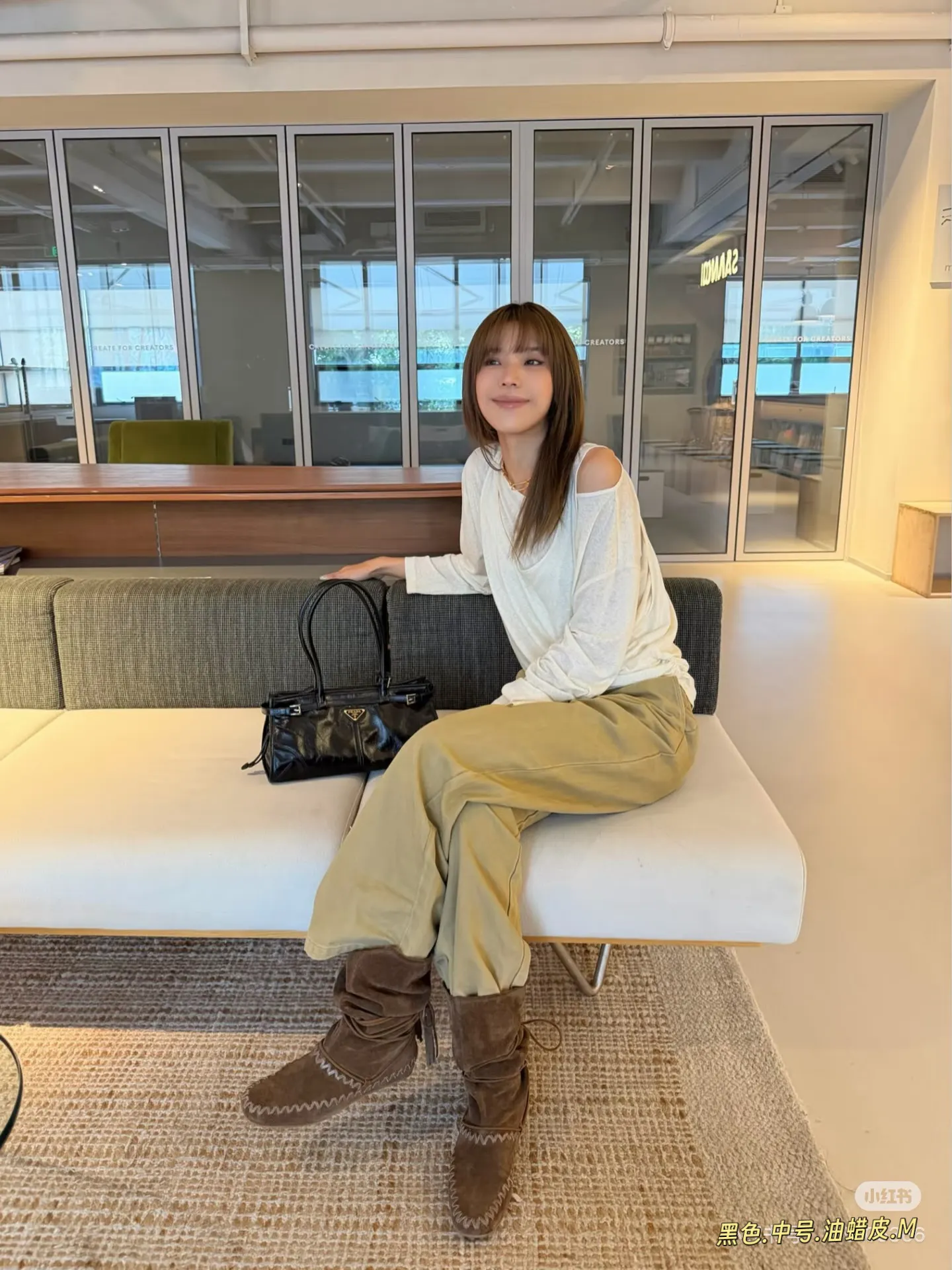 Prada Oiled Leather Shoulder Bag D44011131