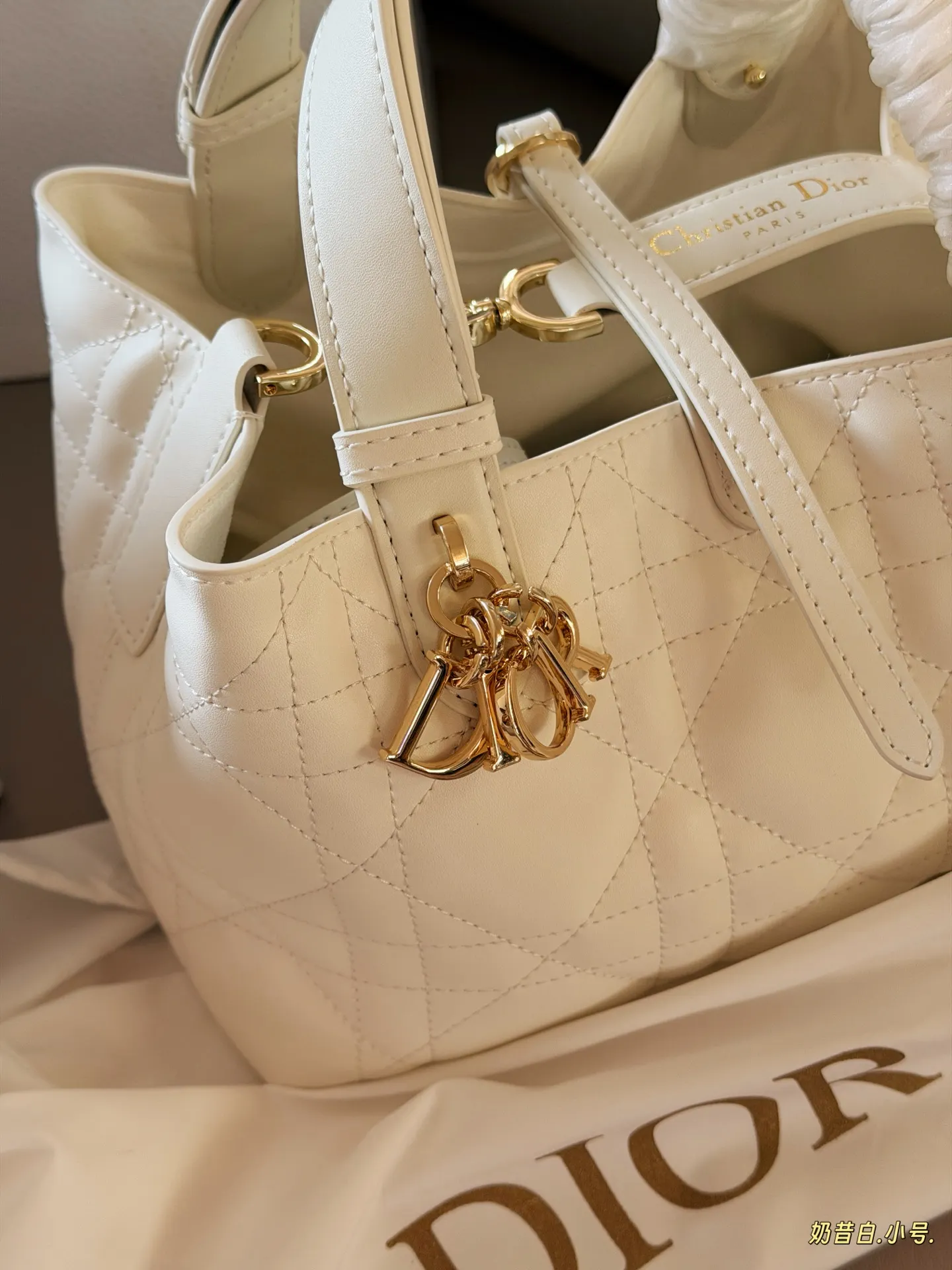 Dior Toujours Small Quilted Top-Handle Bag D42011135 — view 3