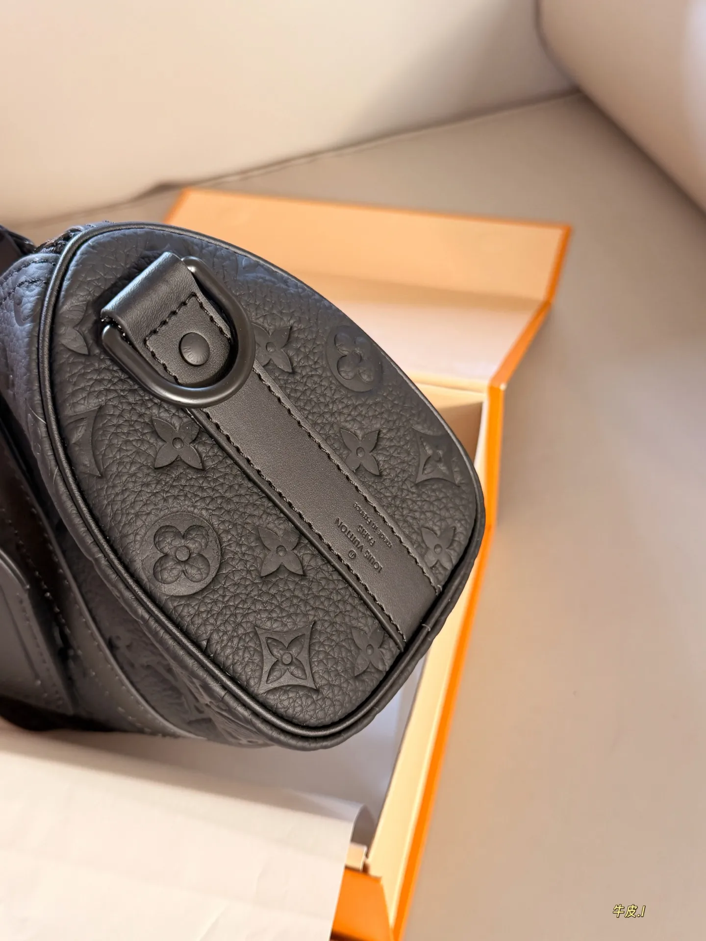 Keepall 25 Embossed Leather Shoulder Bag D38011138 — view 5