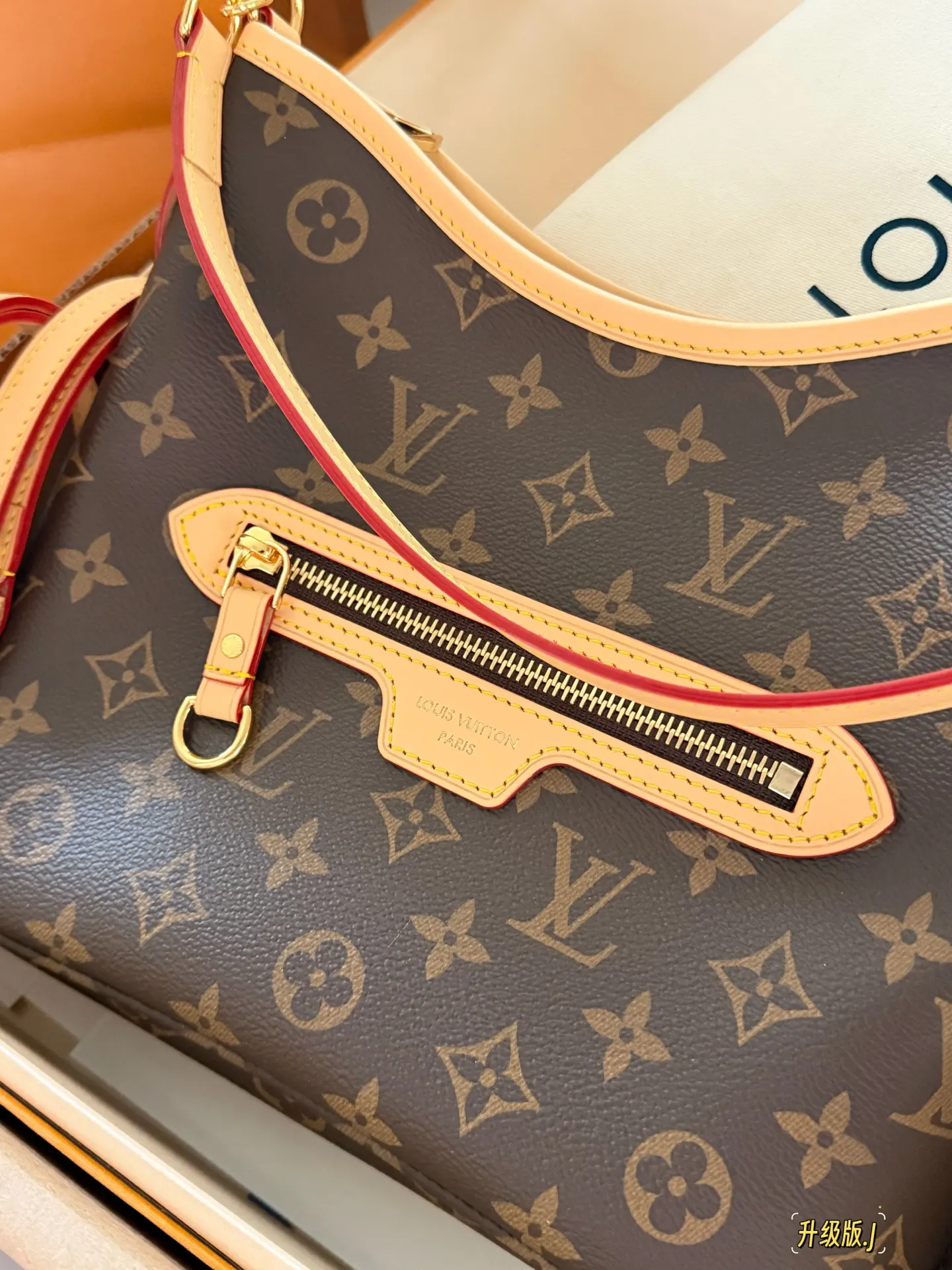 Louis Vuitton Monogram Lineup BB Shoulder Bag D36511146 — view 3