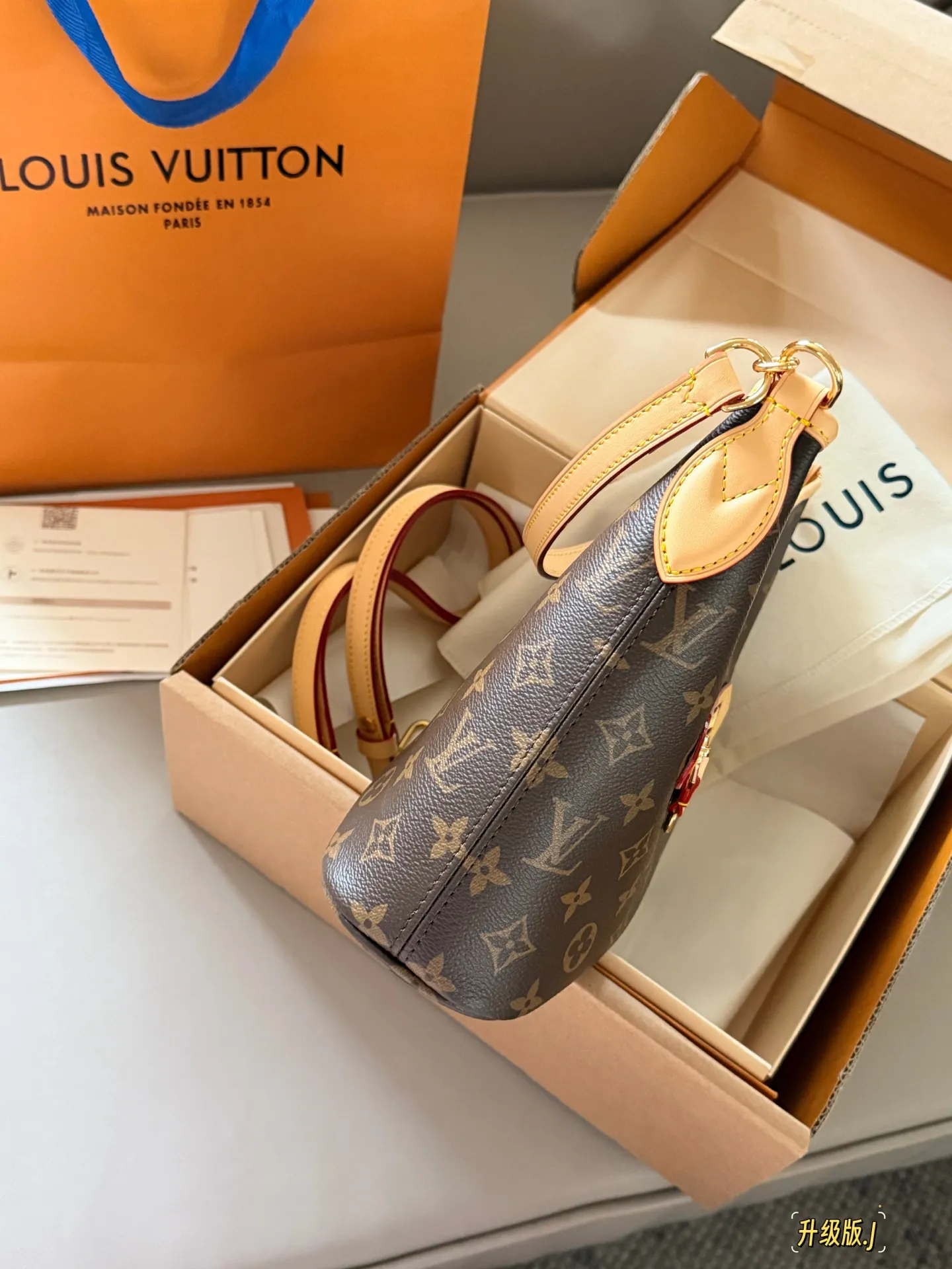 Louis Vuitton Monogram Lineup BB Shoulder Bag D36511146 — view 8