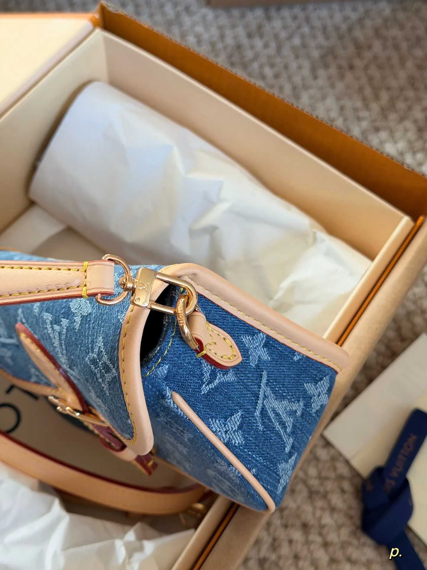 Louis Vuitton Diane Nano Denim Baguette Bag D29011147 — view 5