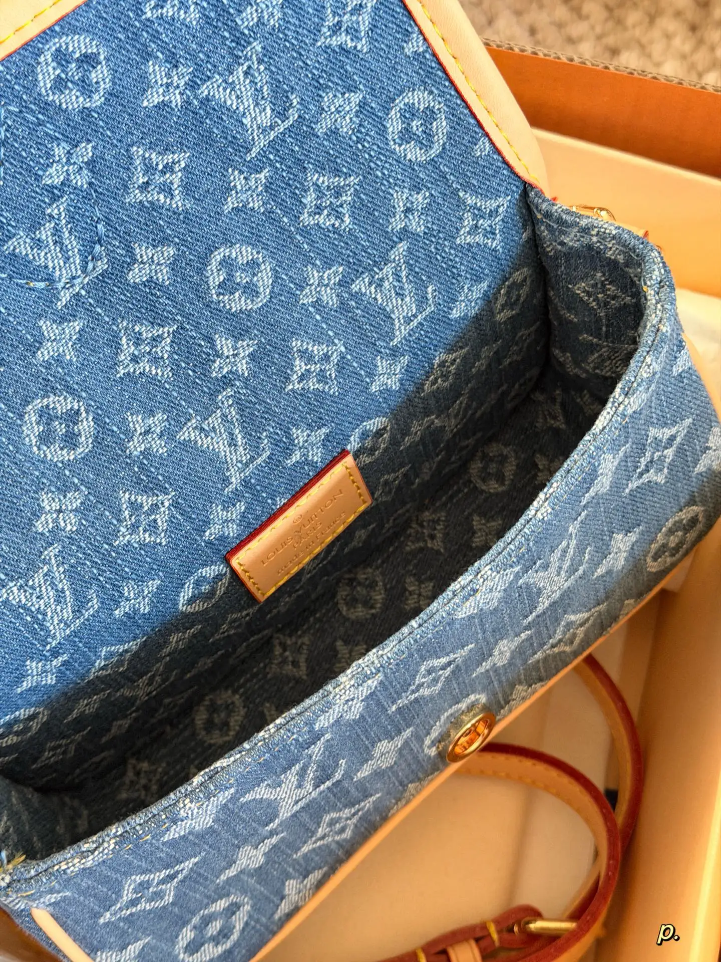 Louis Vuitton Diane Nano Denim Baguette Bag D29011147 — view 7