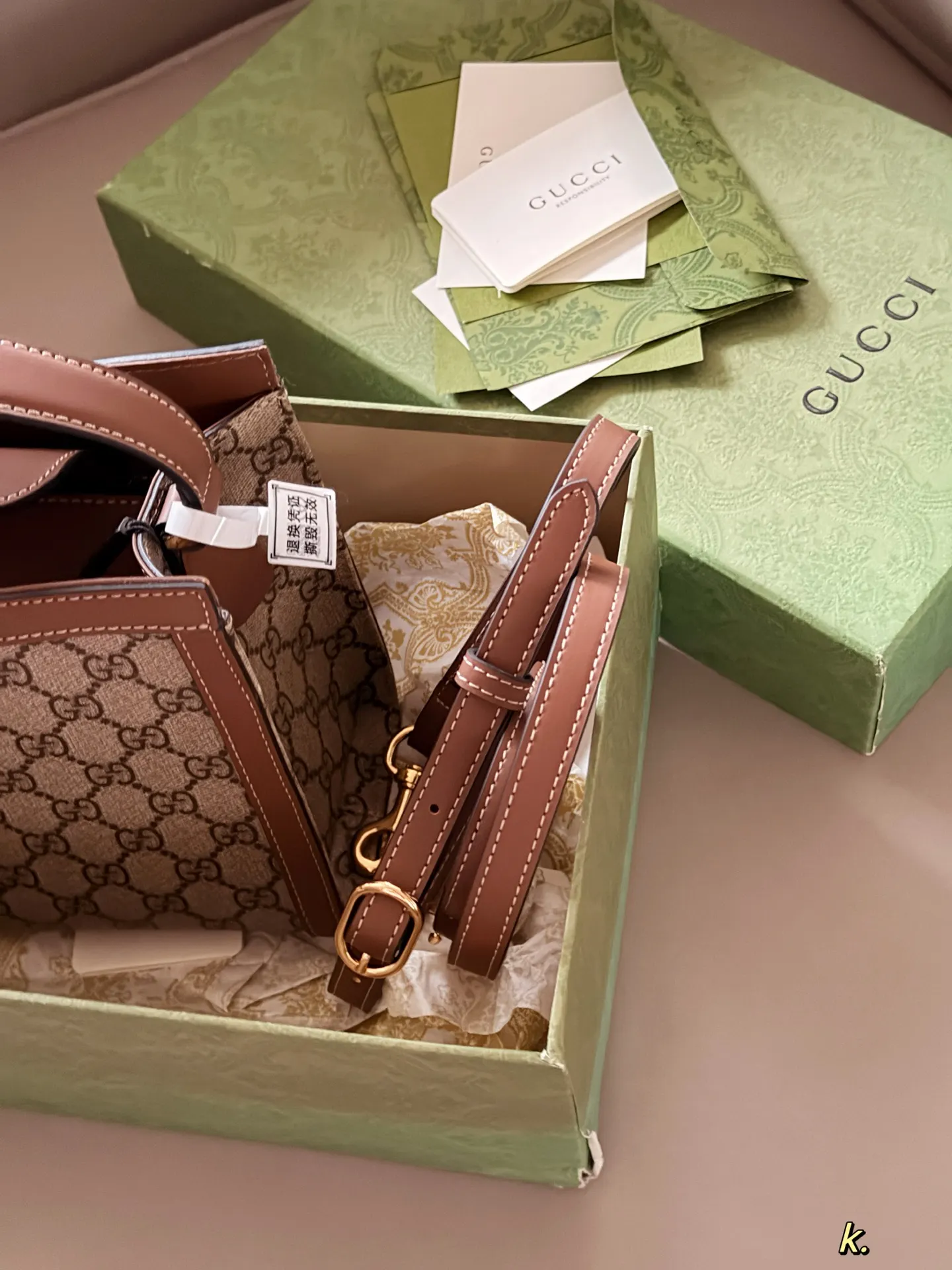 Gucci GG Padlock Top-Handle Tote Bag D35511148 — view 8