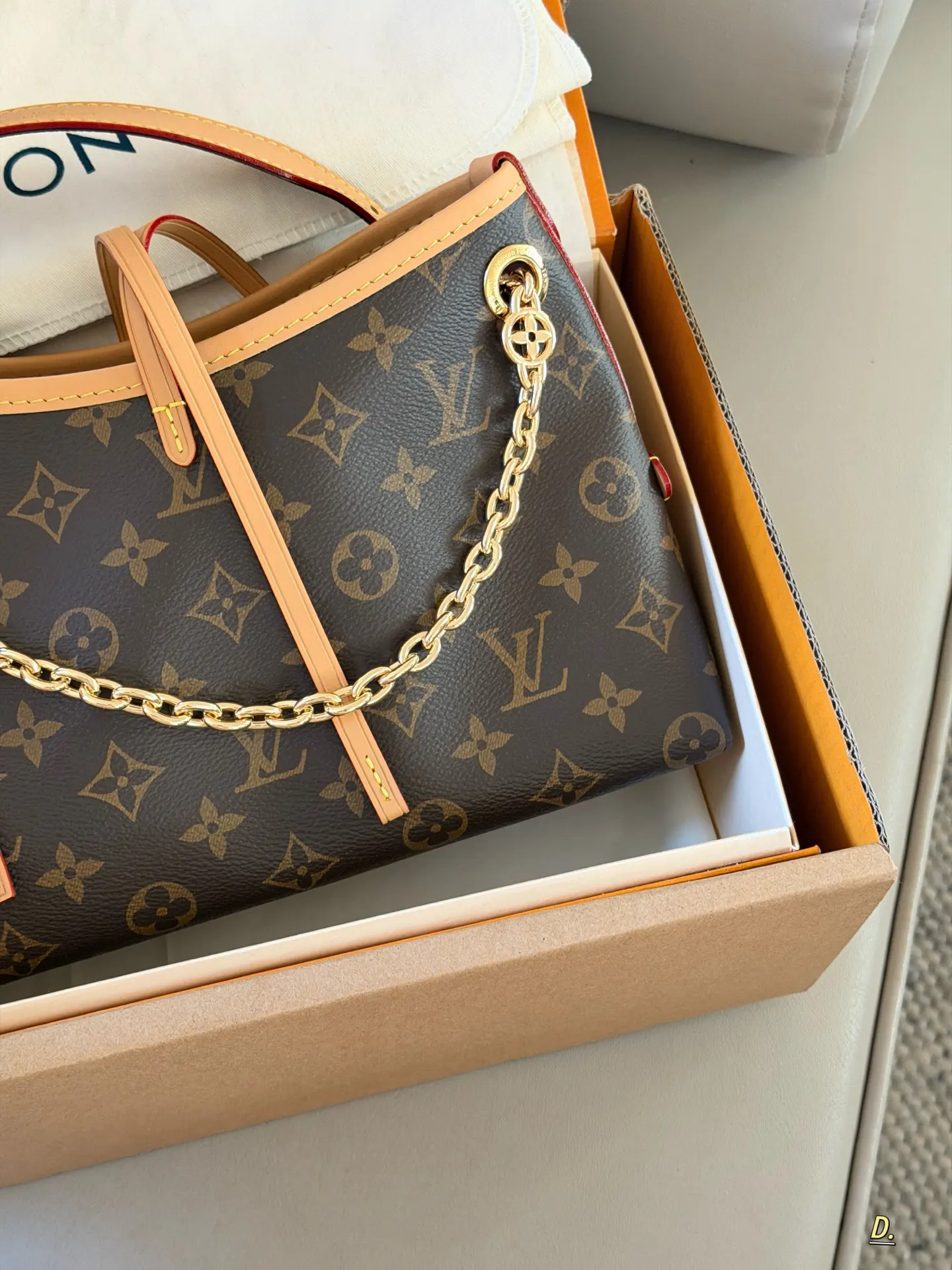 Louis Vuitton Carryall BB Shoulder Bag D35011153 — view 5