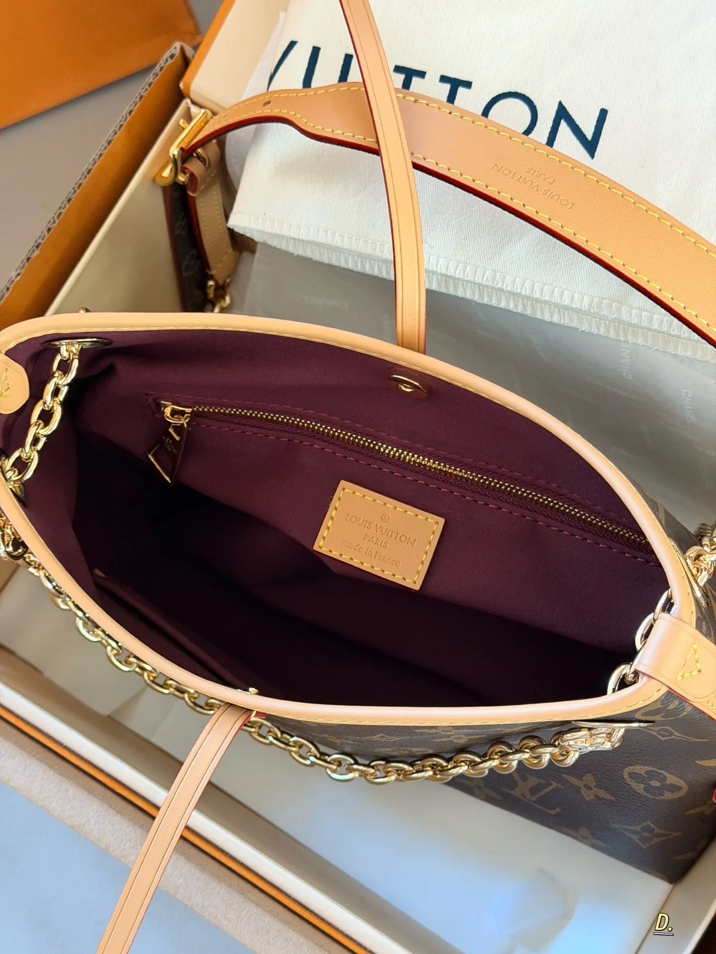 Louis Vuitton Carryall BB Shoulder Bag D35011153 — view 7