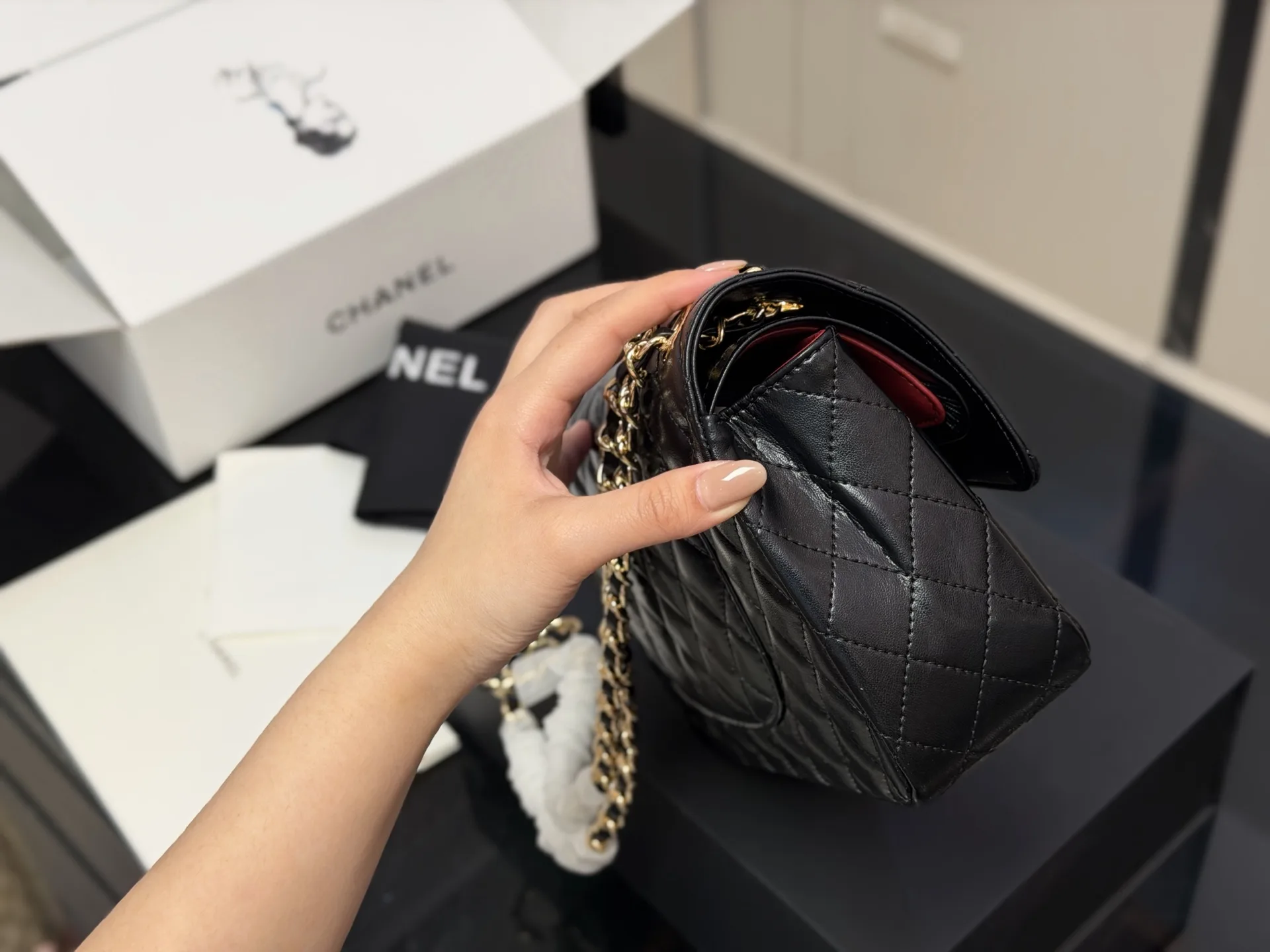 Chanel CF Quilted Chain Shoulder Bag D33011160 — view 6