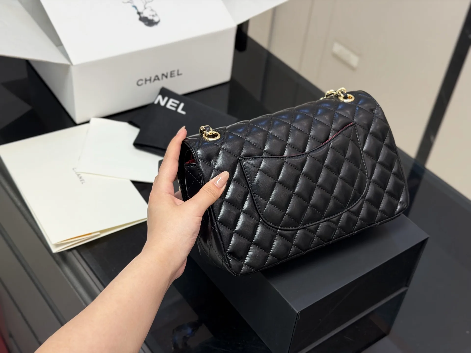 Chanel CF Quilted Chain Shoulder Bag D33011160 — view 7