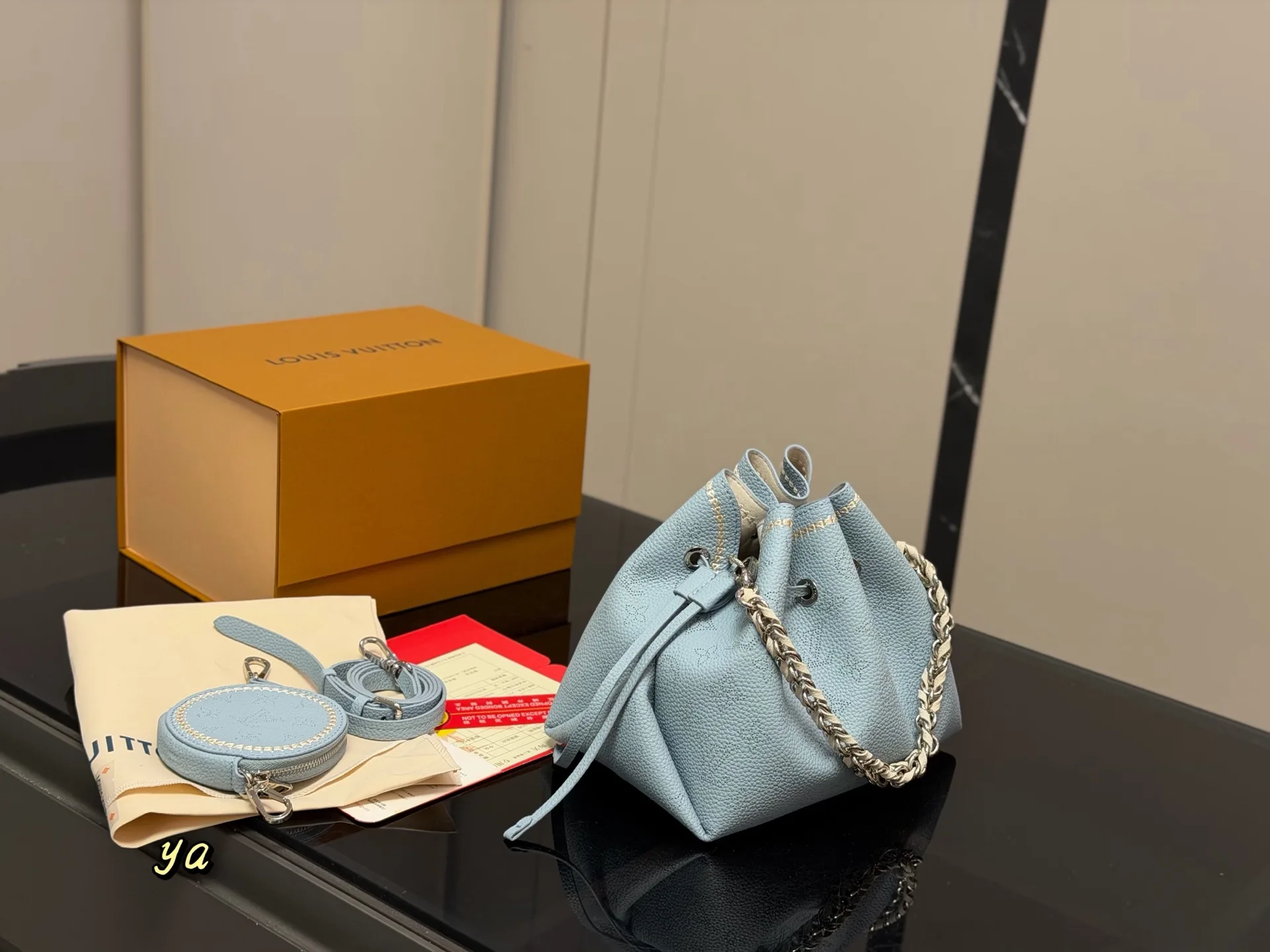 Louis Vuitton Bella Moonlight Hollow Bucket Bag D32011161