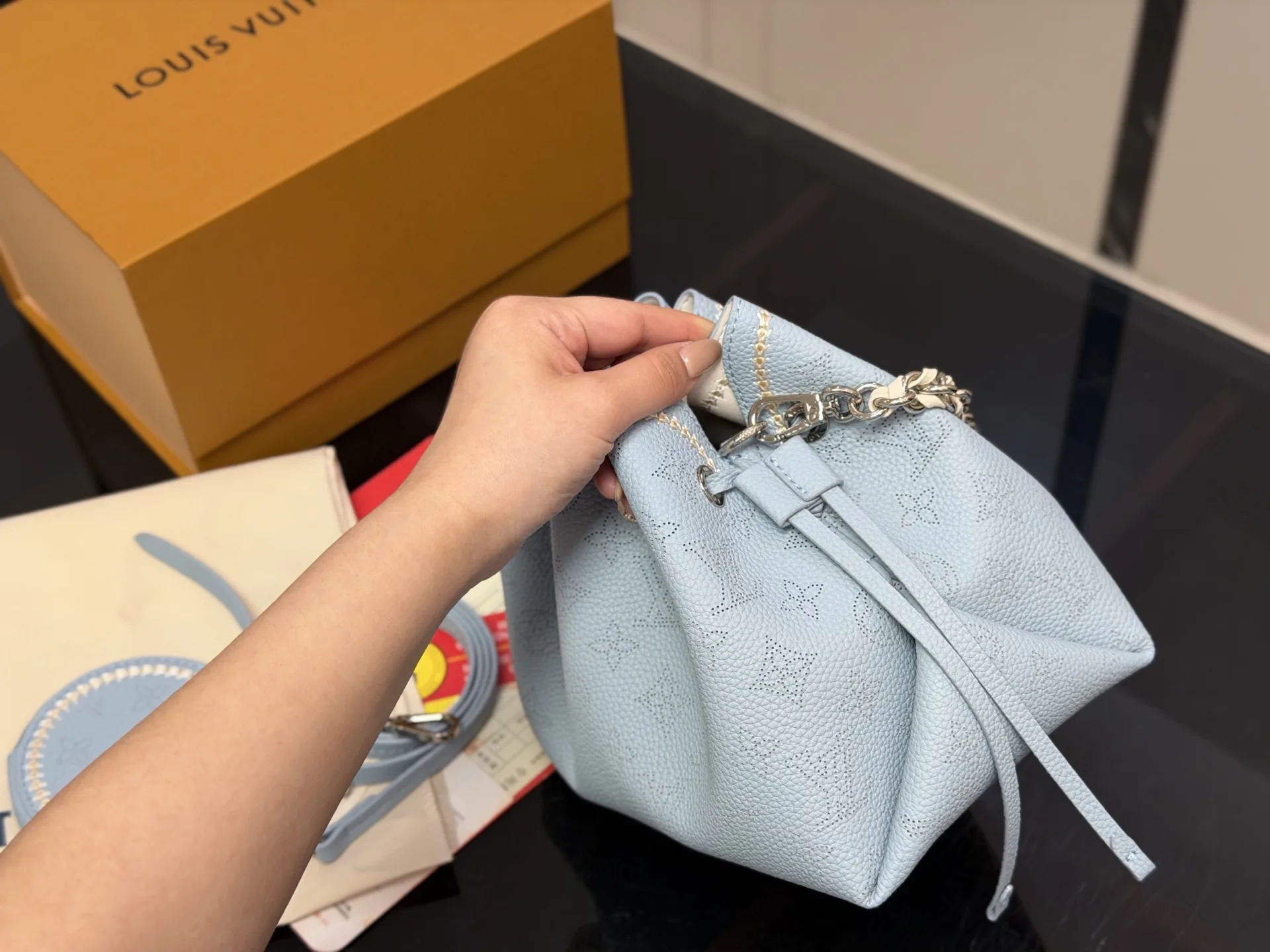 Louis Vuitton Bella Moonlight Hollow Bucket Bag D32011161 — view 7
