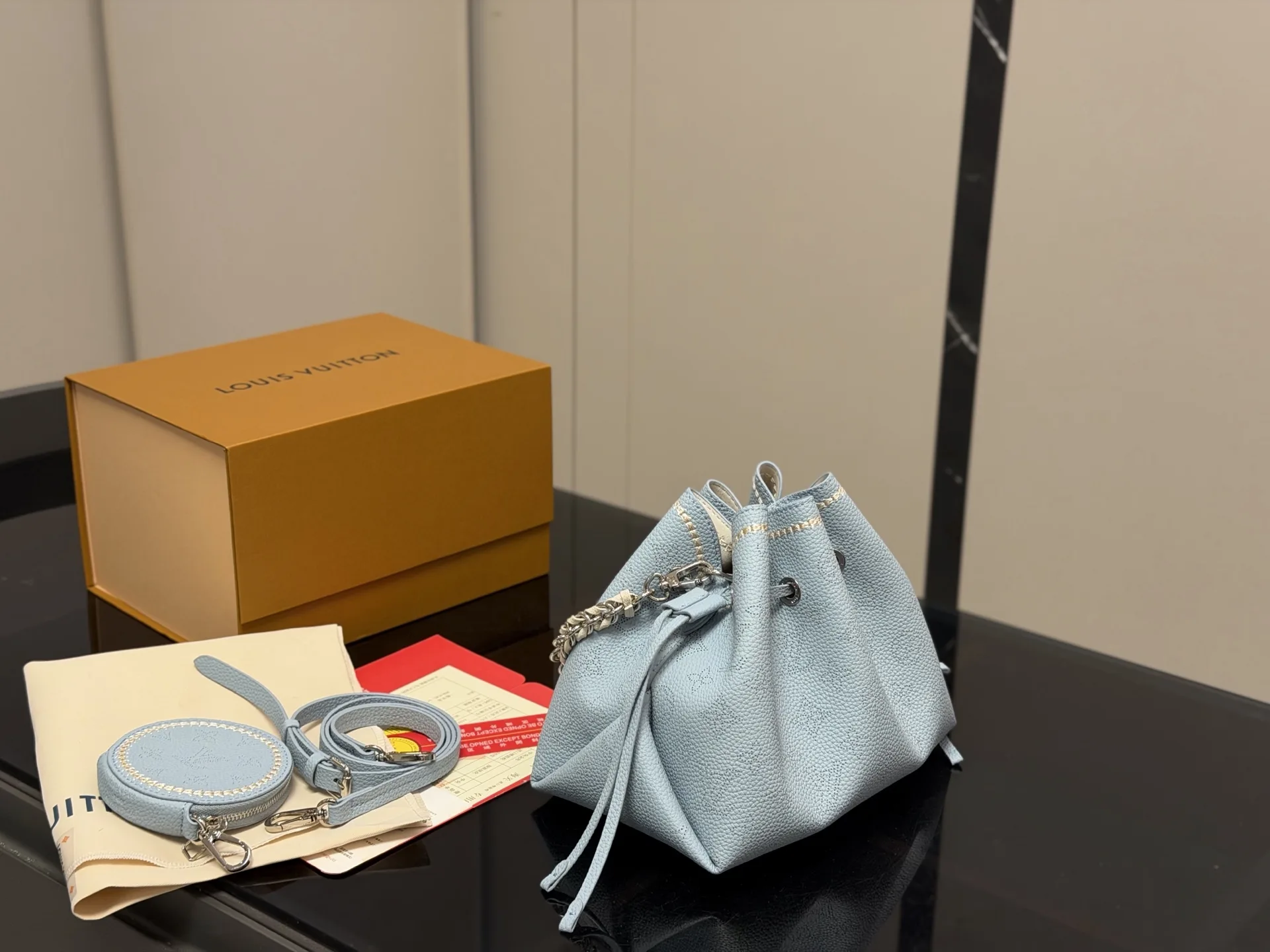 Louis Vuitton Bella Moonlight Hollow Bucket Bag D32011161 — view 8