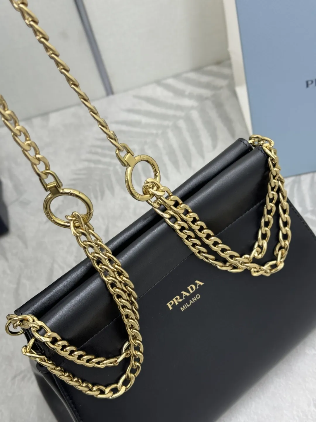 Enchaîné Mini Chain Shoulder Bag D92011005 — view 6