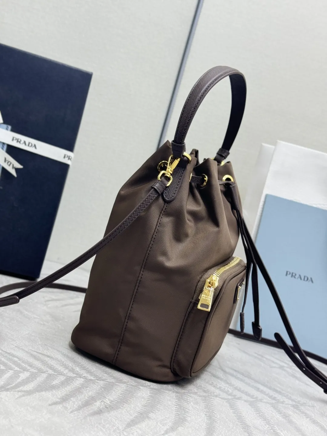 Nylon Drawstring Bucket Bag D64011166 — view 4