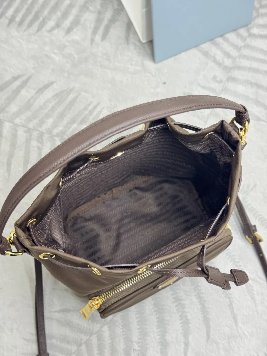 Nylon Drawstring Bucket Bag D64011166 — view 8
