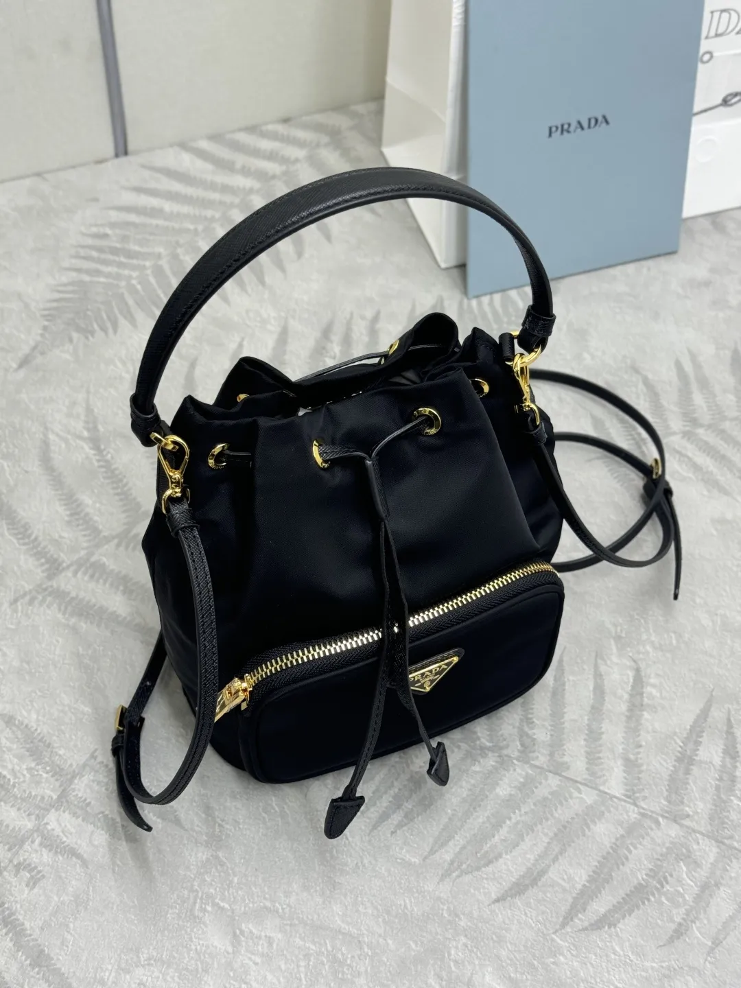 Nylon Drawstring Bucket Bag D64011032 — view 3