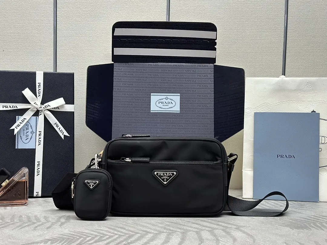 Re-Nylon Three-in-One Shoulder Bag D67011167