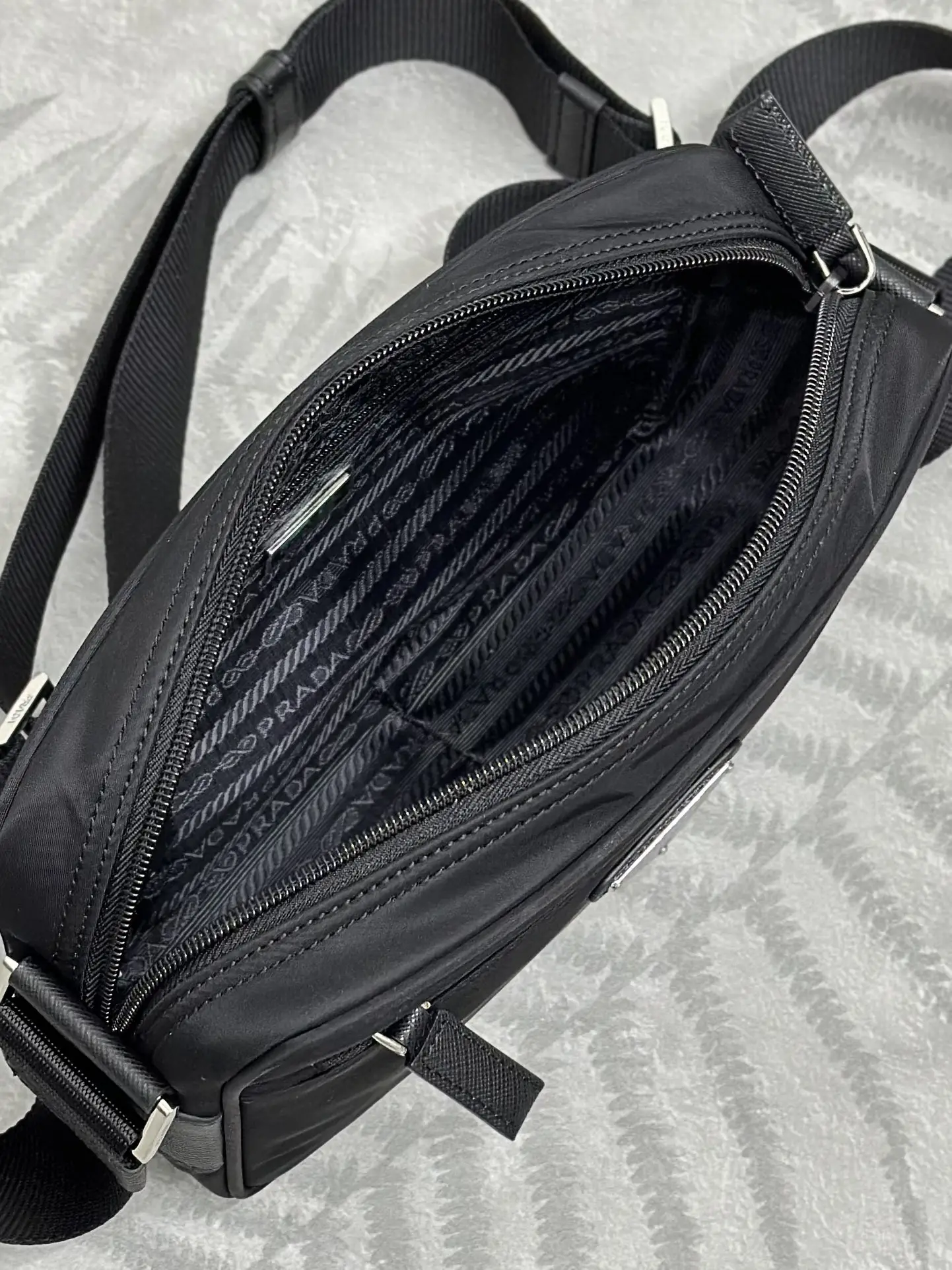 Re-Nylon Three-in-One Shoulder Bag D67011167 — view 8