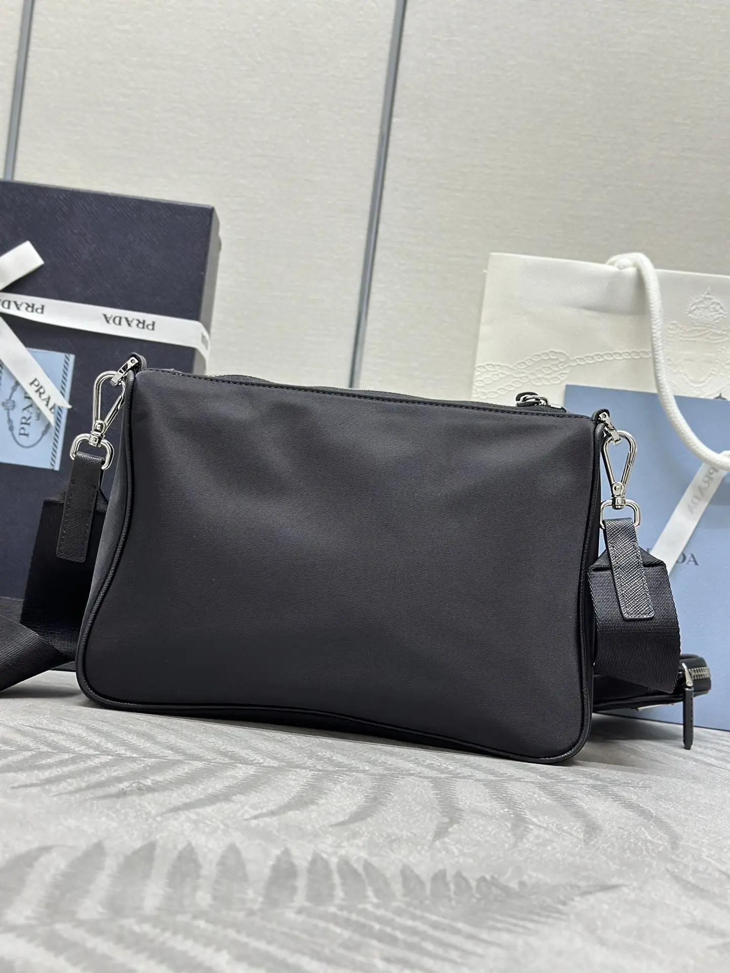 Re-Edition 2005 Nylon Crossbody Bag D64011169 — view 3