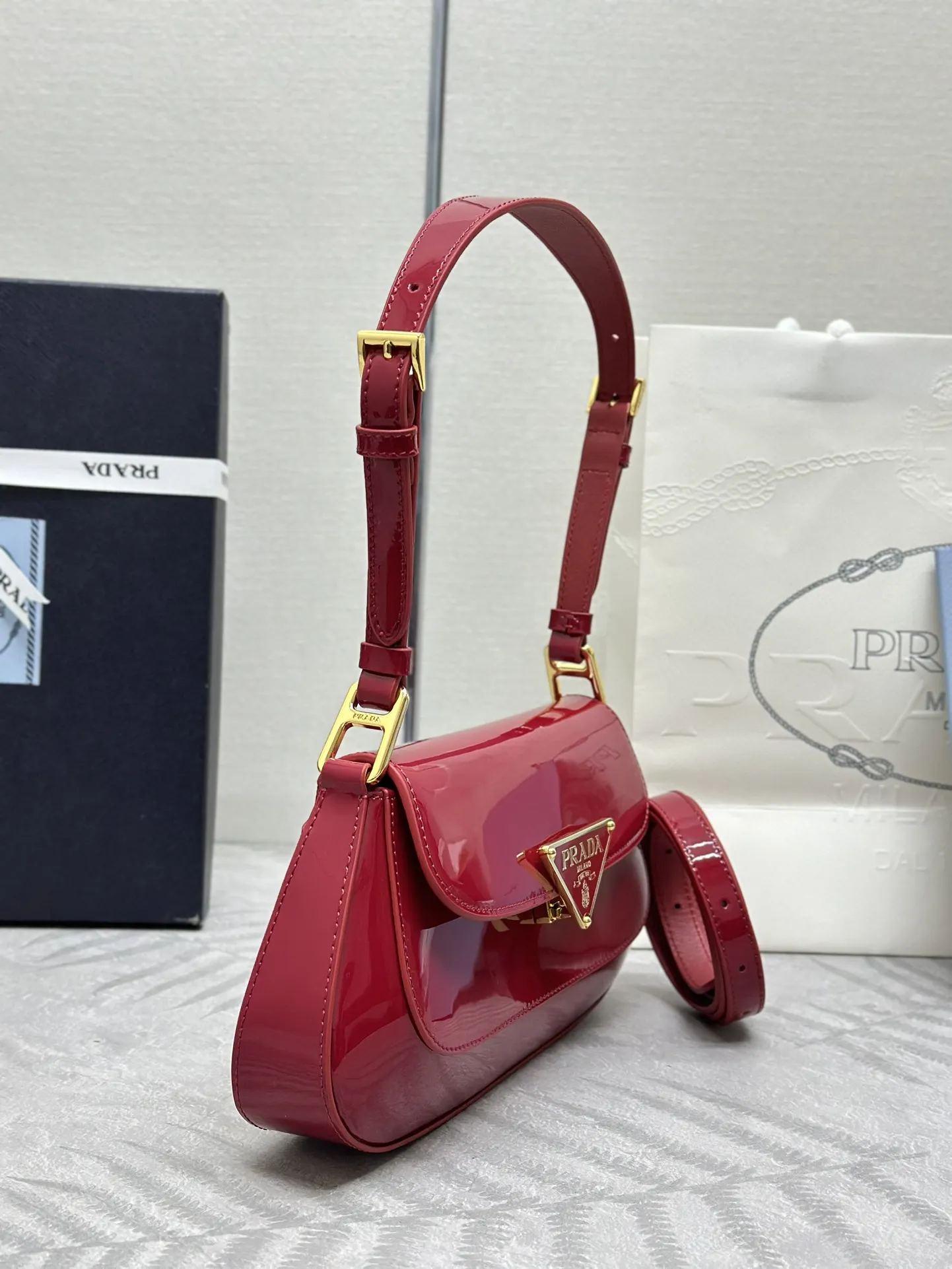Patent Leather Flap Shoulder Bag D92011172 — view 4