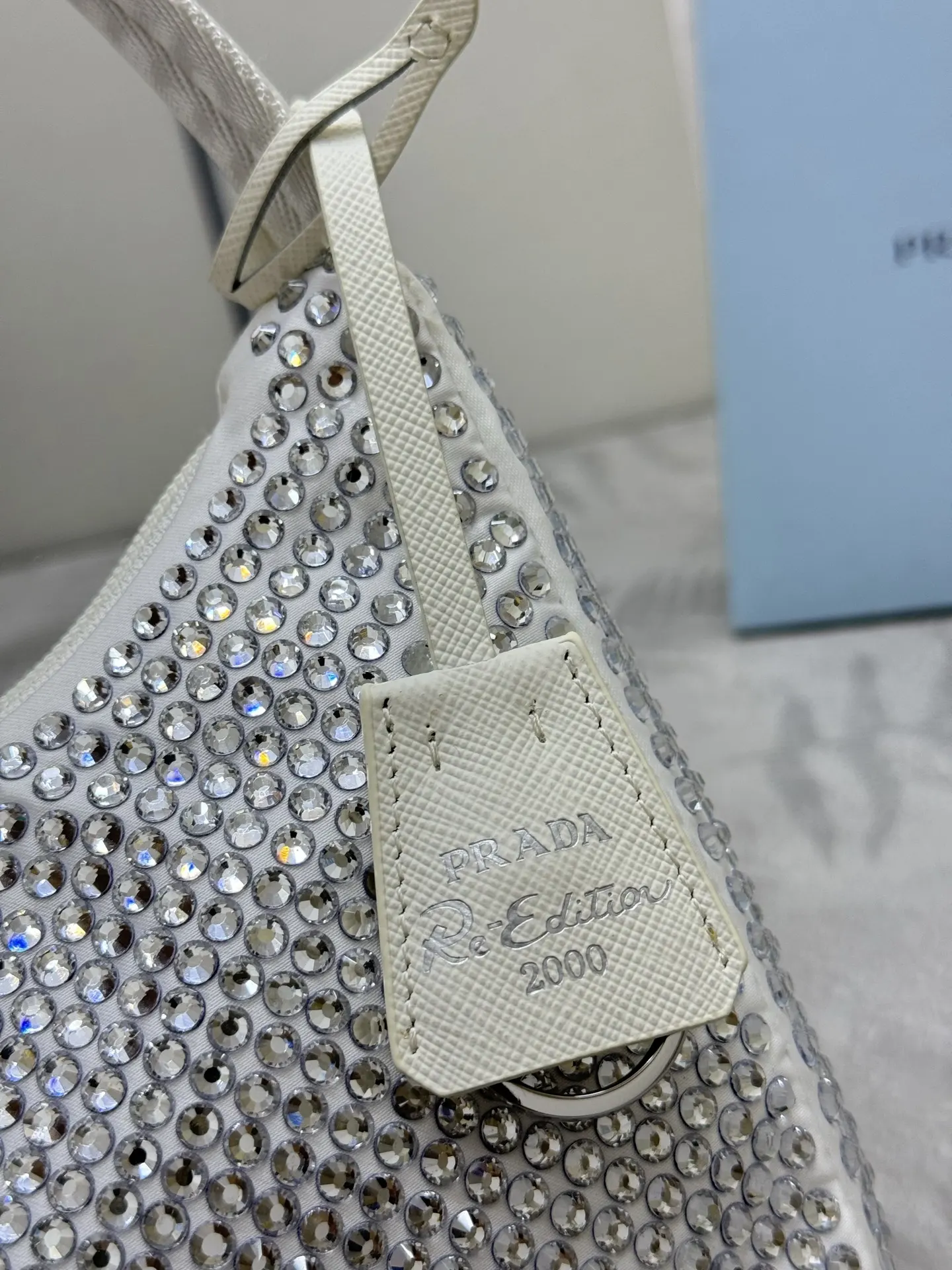 Hobo 2000 Crystal-Embellished Shoulder Bag D59011182 — view 9