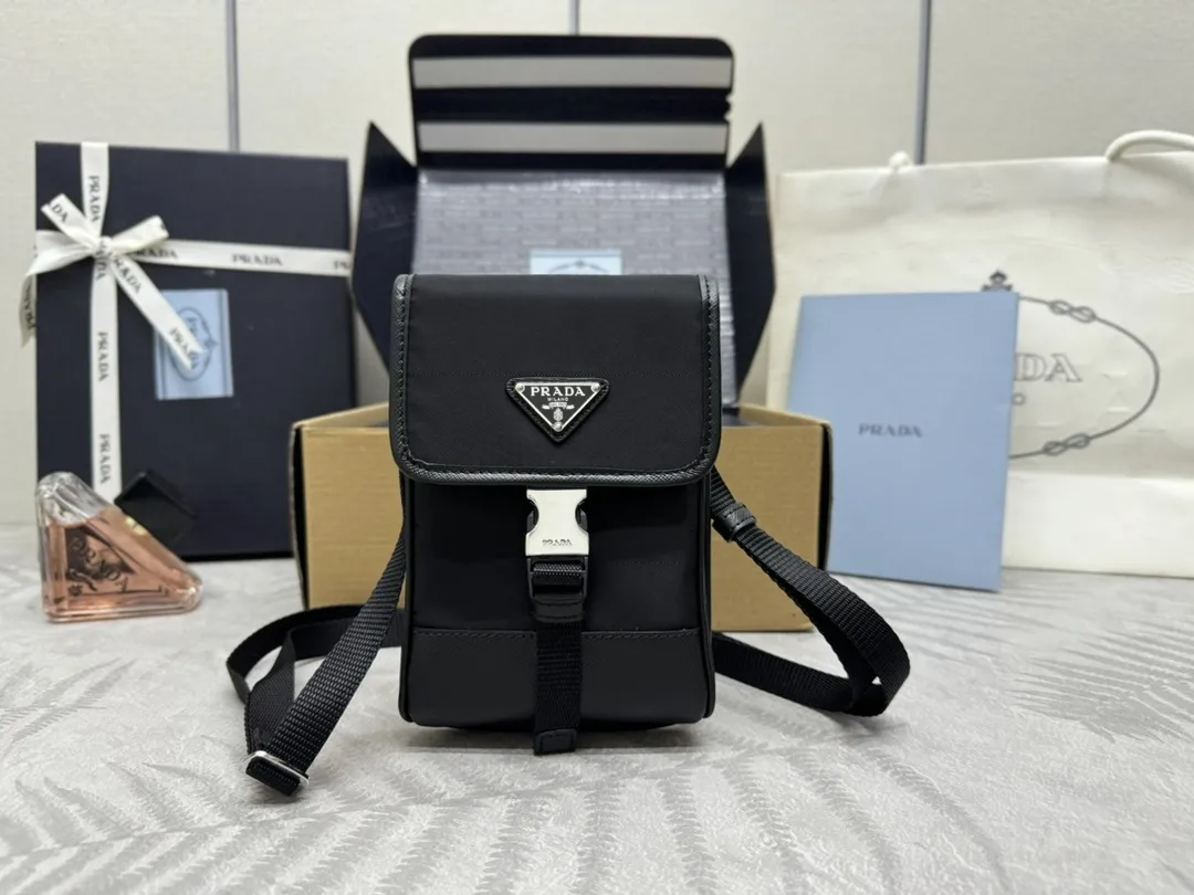 Vertical Phone Bag 2ZH109 D60011186