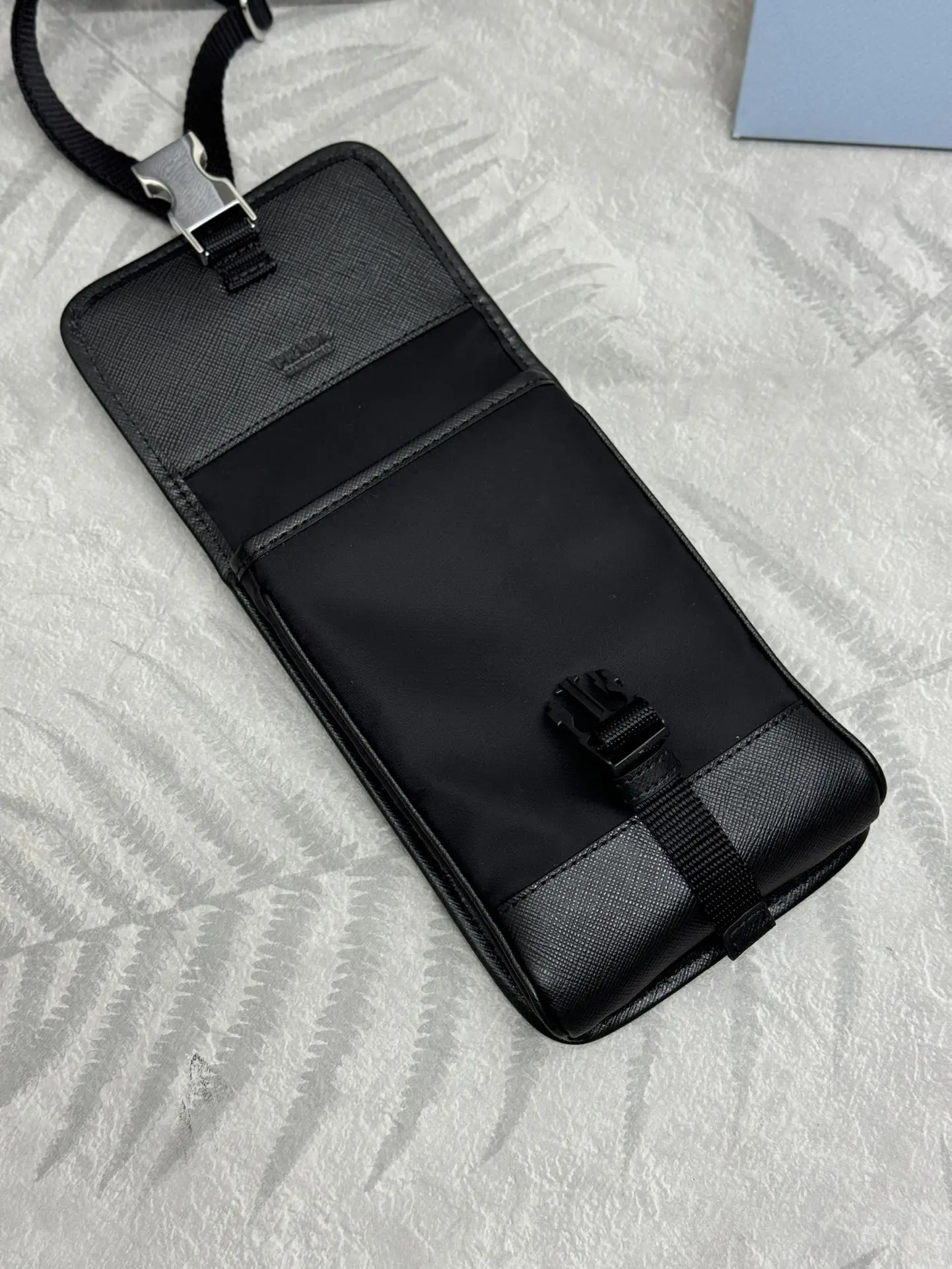 Vertical Phone Bag 2ZH109 D60011186 — view 6