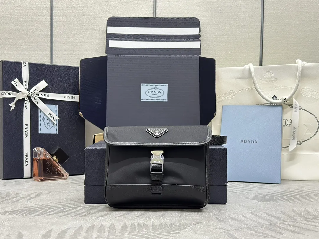 Mini Messenger Bag with Buckle D60011187