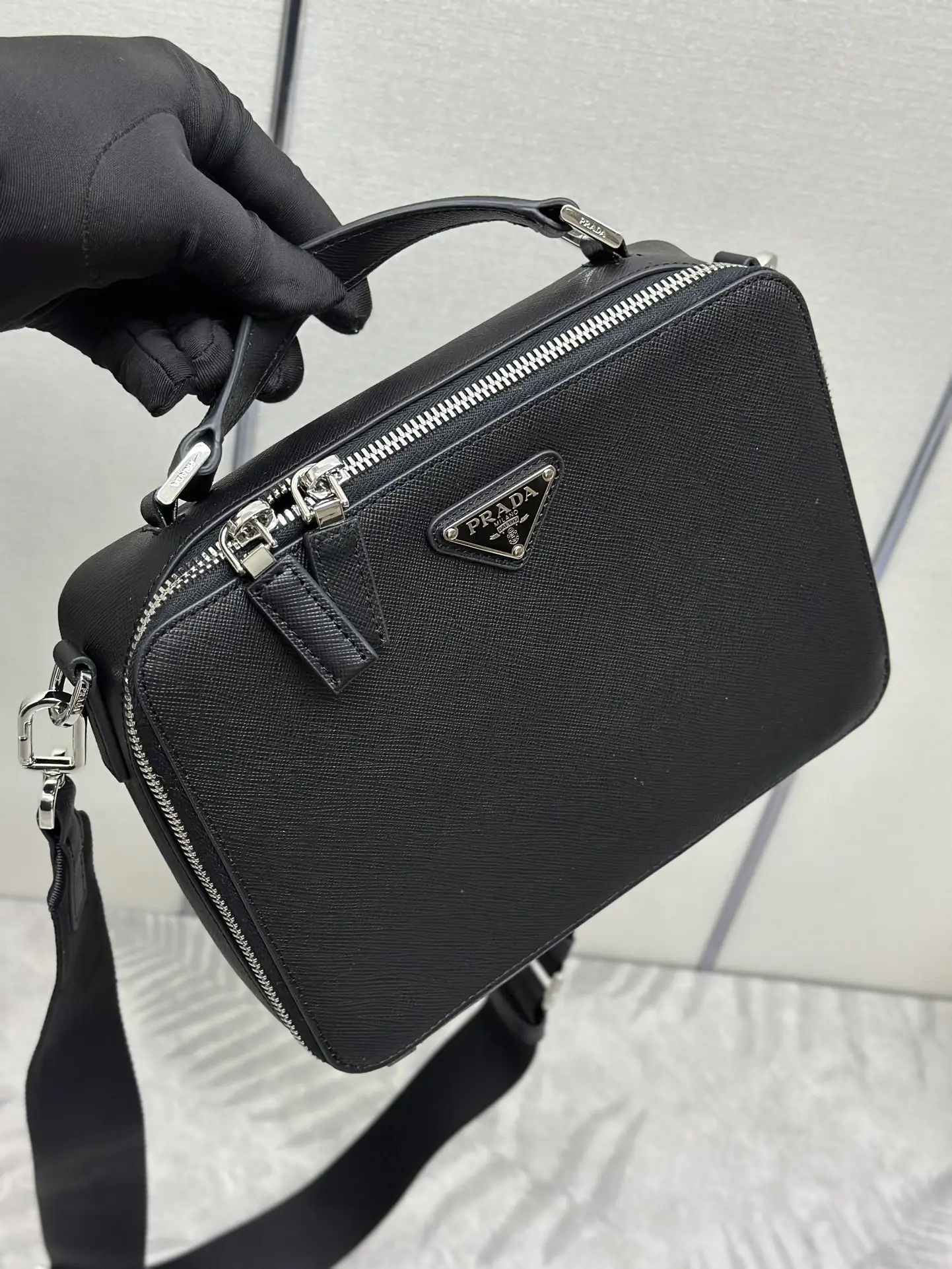 Saffiano Leather Brique Camera Bag D90011203 — view 7