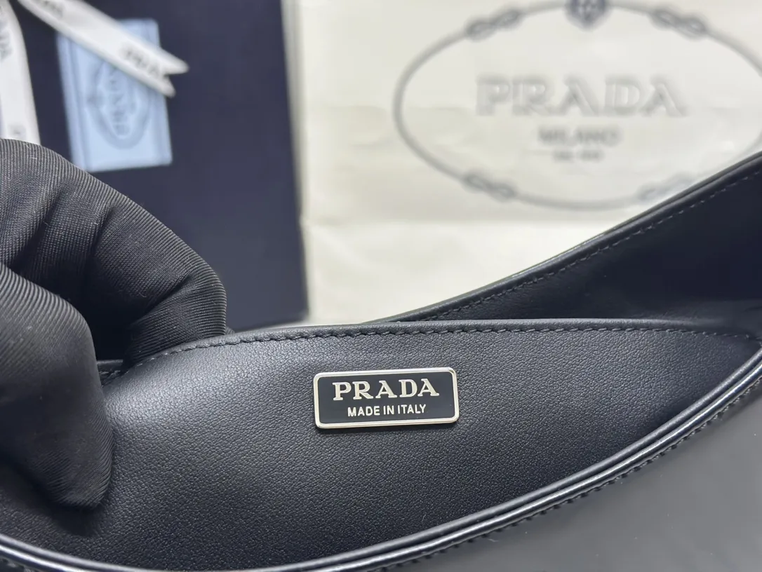Prada 1BC499 Leather Shoulder Bag D83011206 — view 9