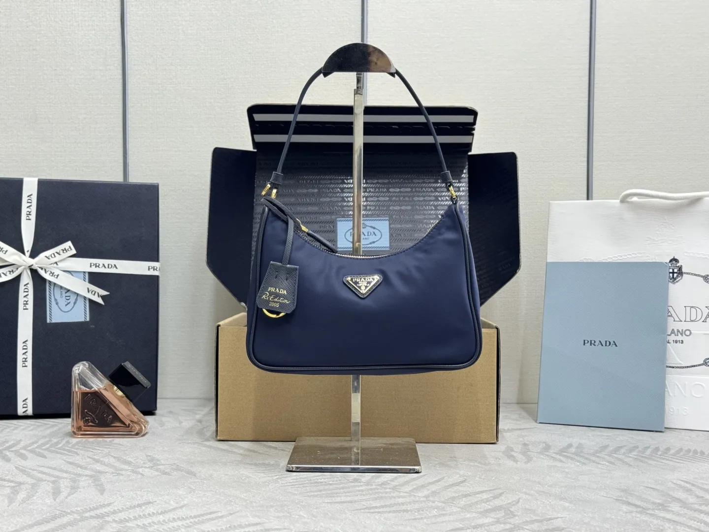 Re-Edition 2005 Nylon Hobo Bag D57011210