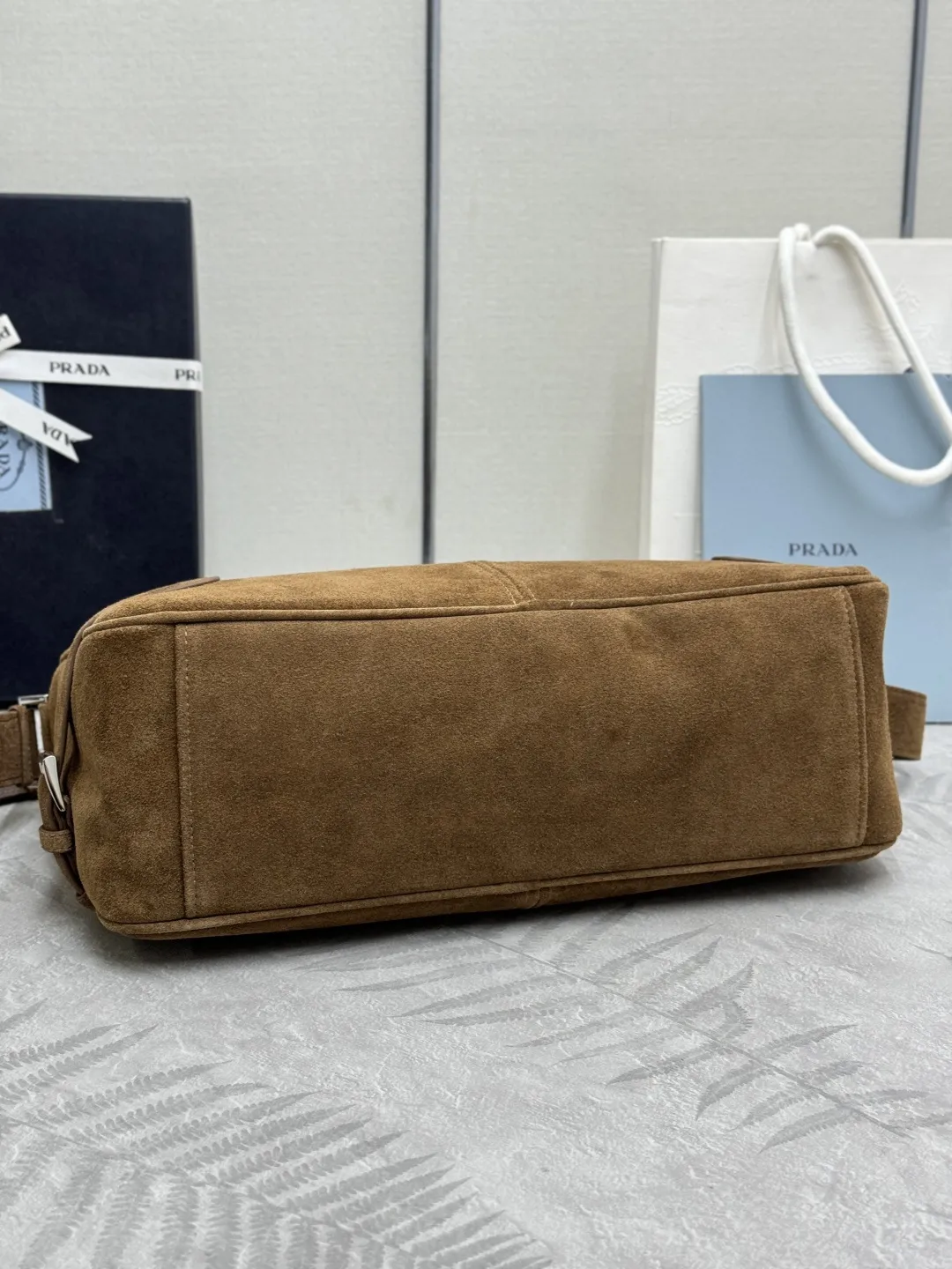 Suede Messenger Bag D91011222 — view 5